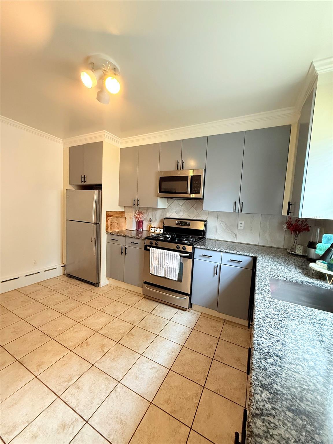 815 Carpenter Place, Mamaroneck, NY 10543