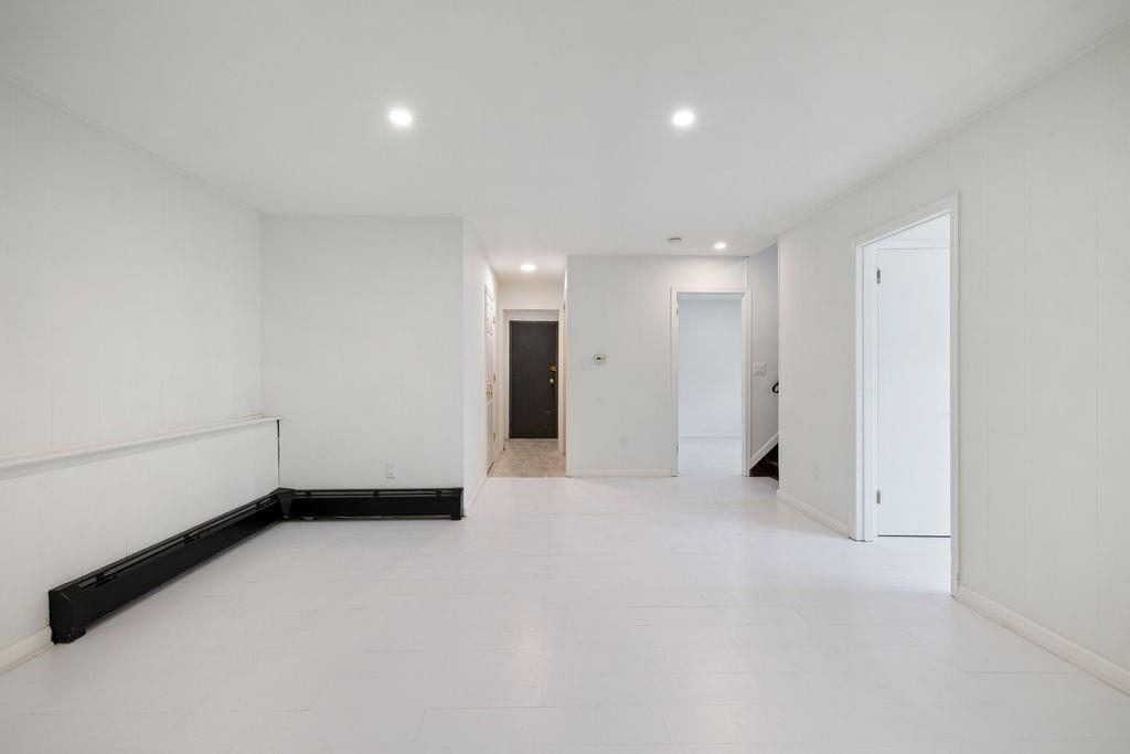 6 McGovern Drive, Garnerville, NY 10923