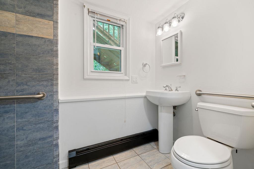 6 McGovern Drive, Garnerville, NY 10923