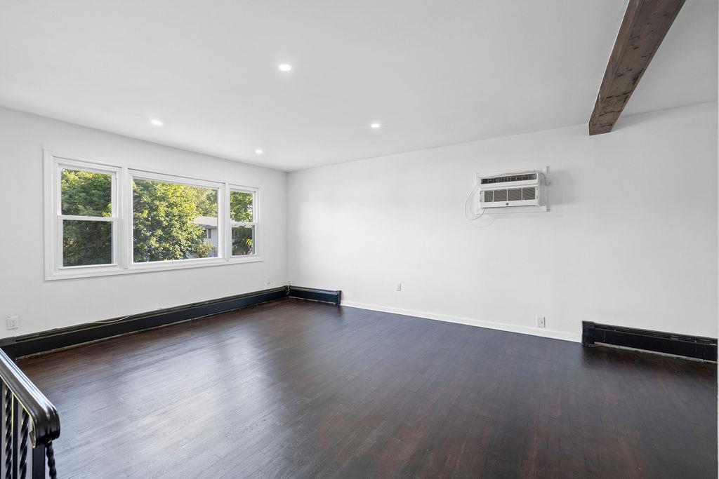 6 McGovern Drive, Garnerville, NY 10923