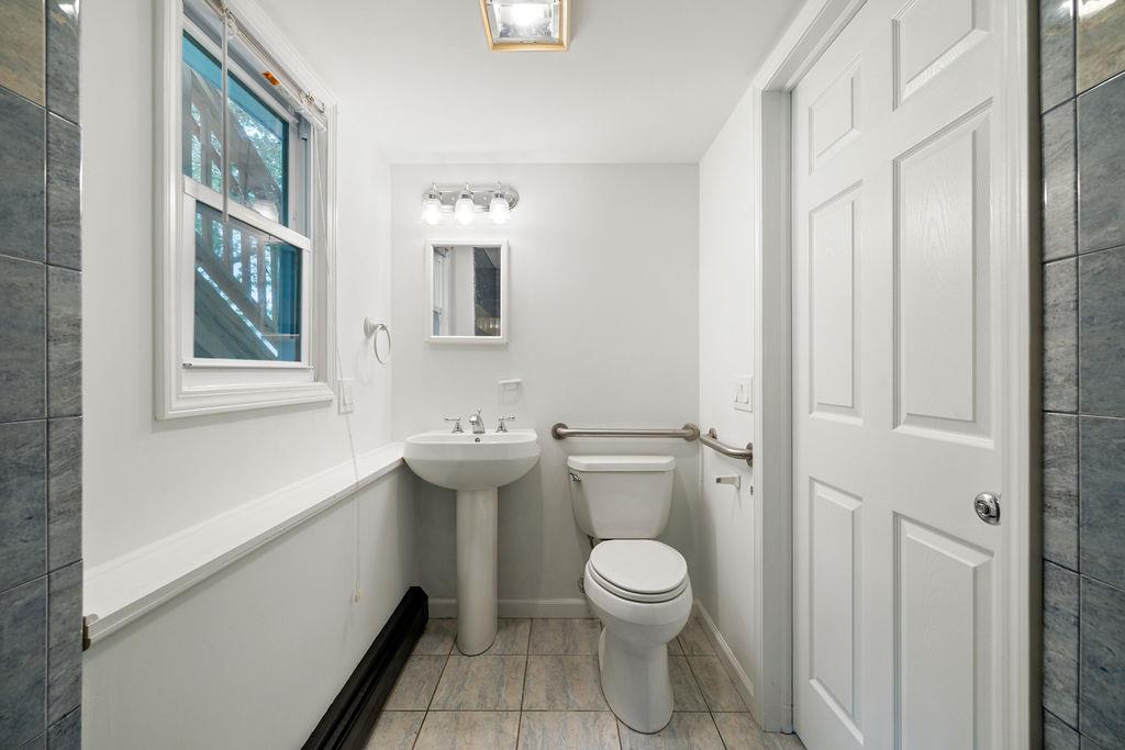 6 McGovern Drive, Garnerville, NY 10923