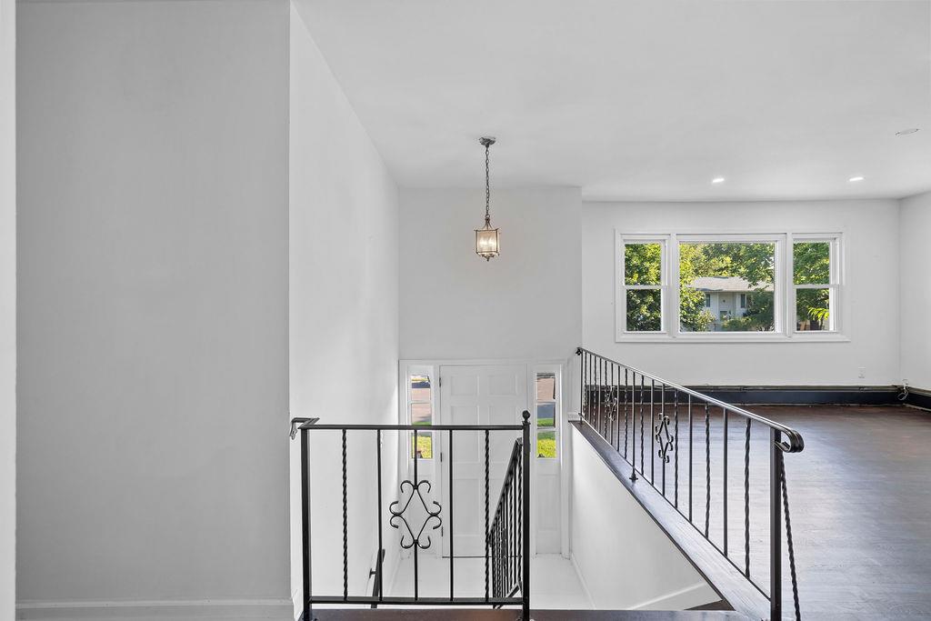 6 McGovern Drive, Garnerville, NY 10923