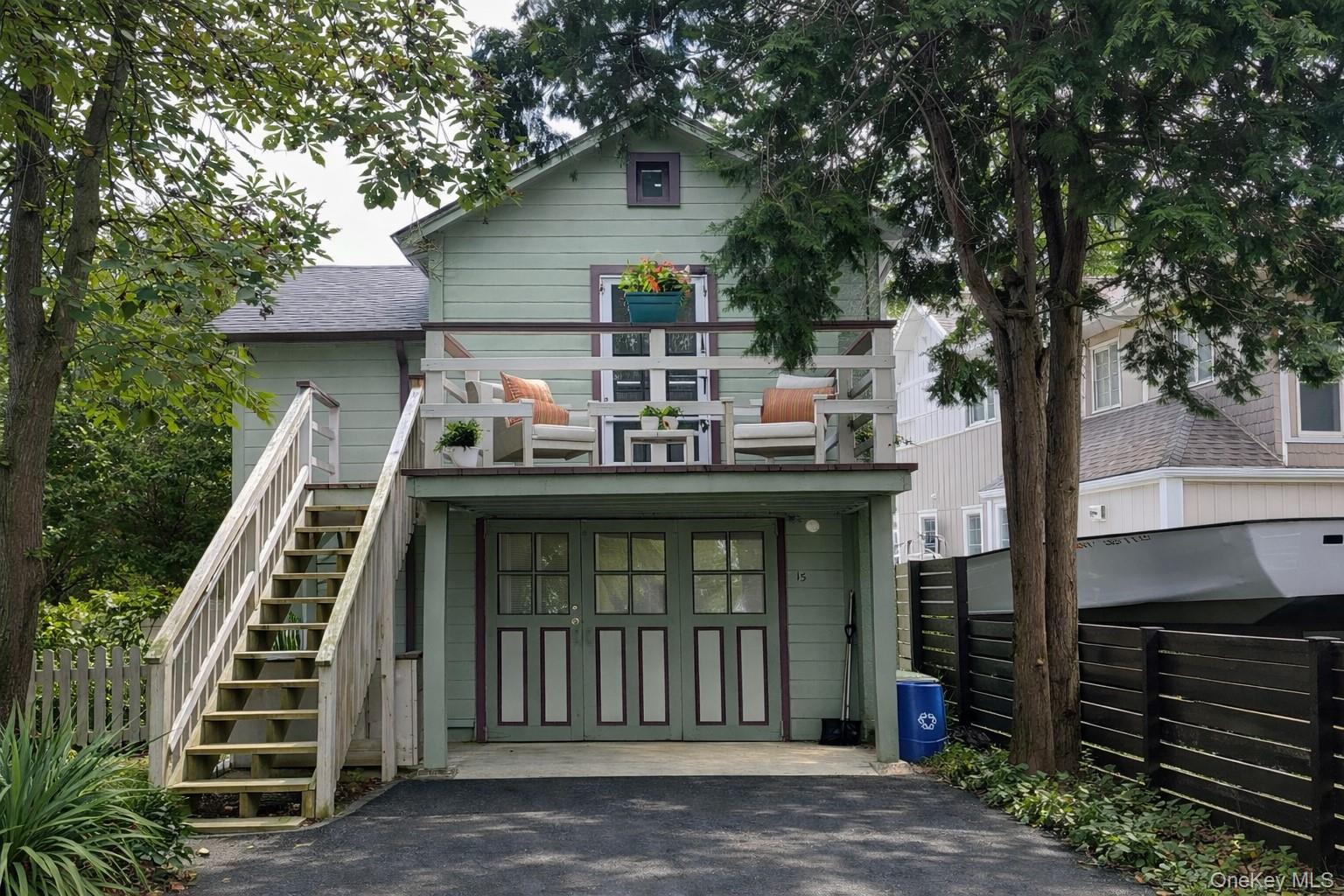 15 King Road, Bayville, NY 11709