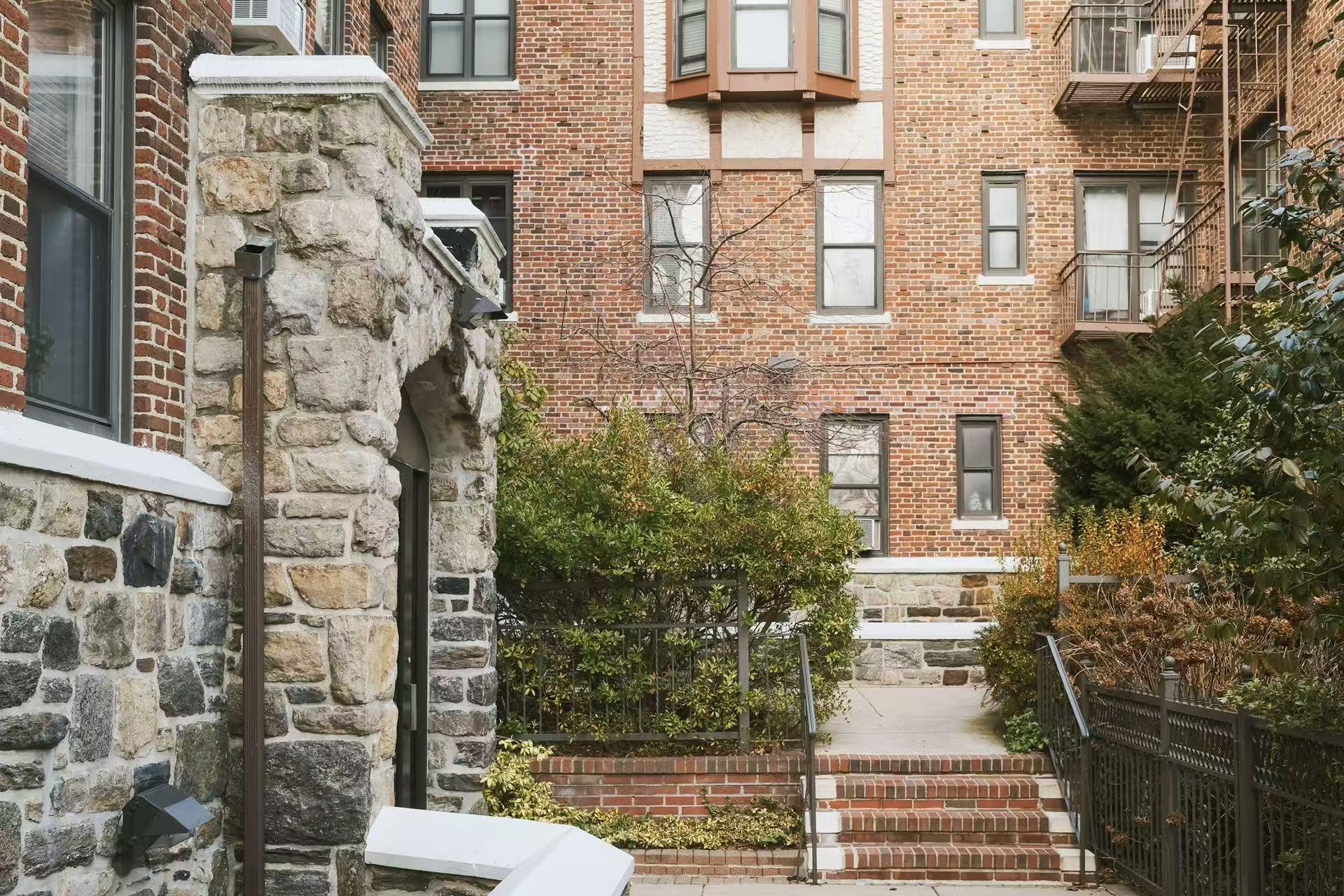 160-15 Powells Cove Boulevard # A304, Beechhurst, NY 11357