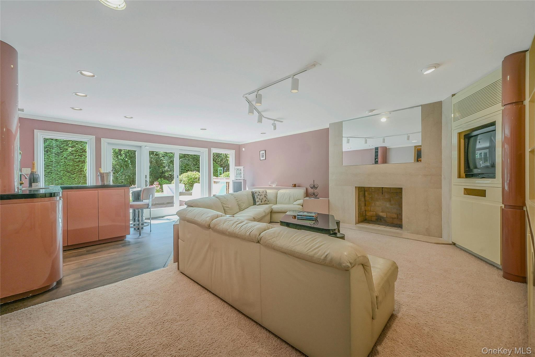 30 Briarfield Lane, Huntington, NY 11743