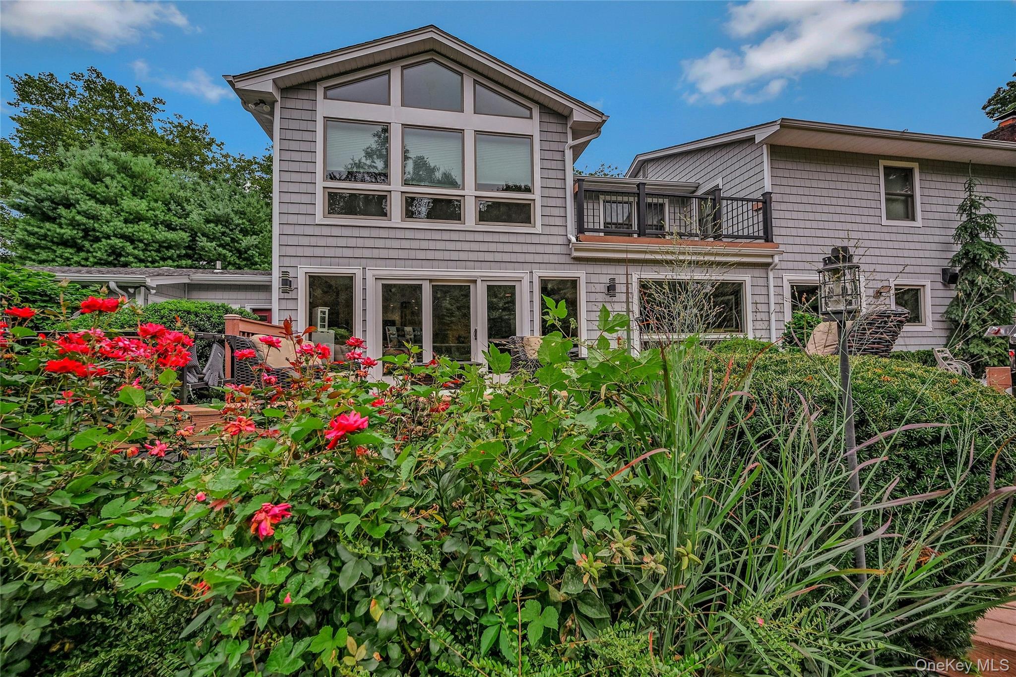 30 Briarfield Lane, Huntington, NY 11743