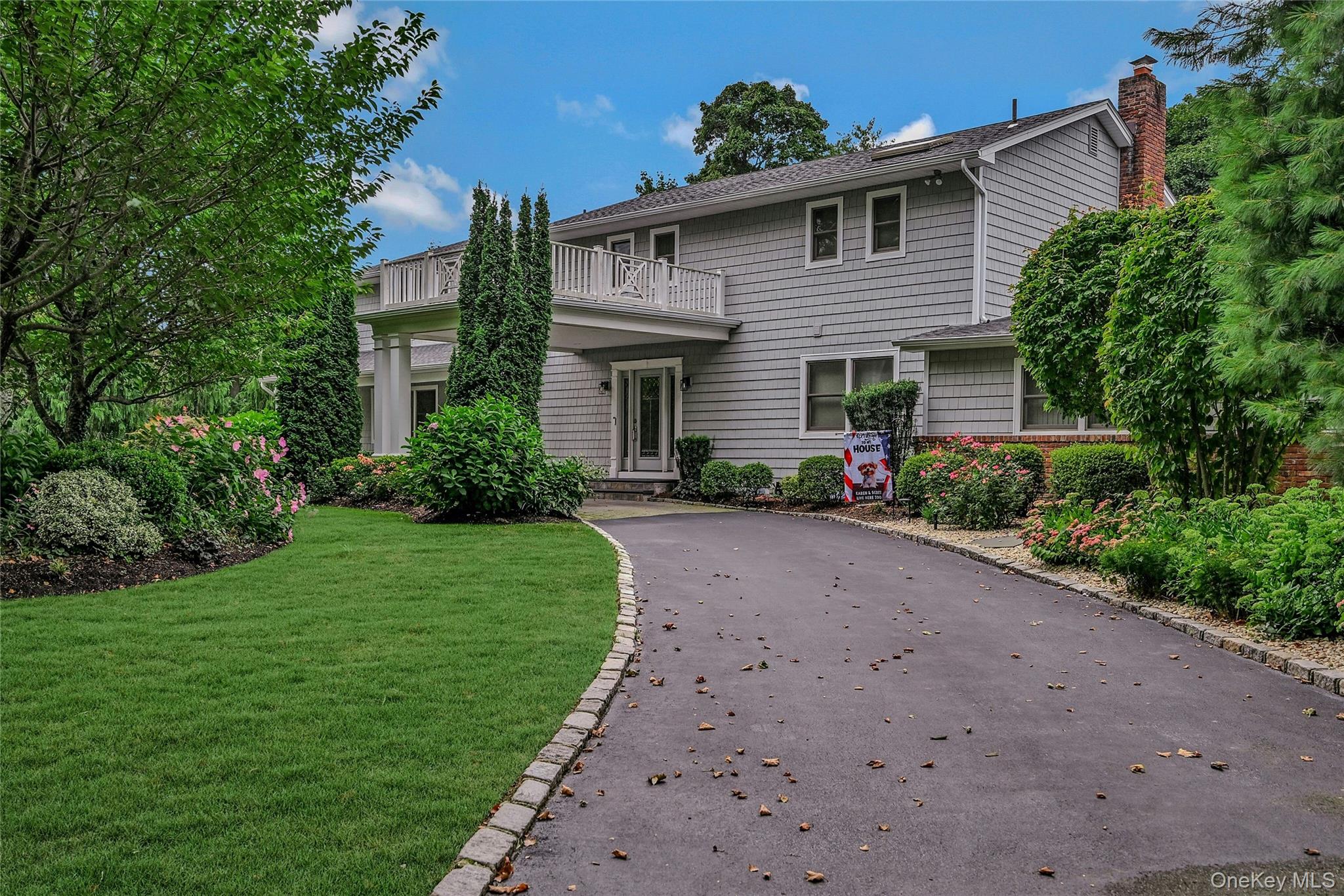 30 Briarfield Lane, Huntington, NY 11743