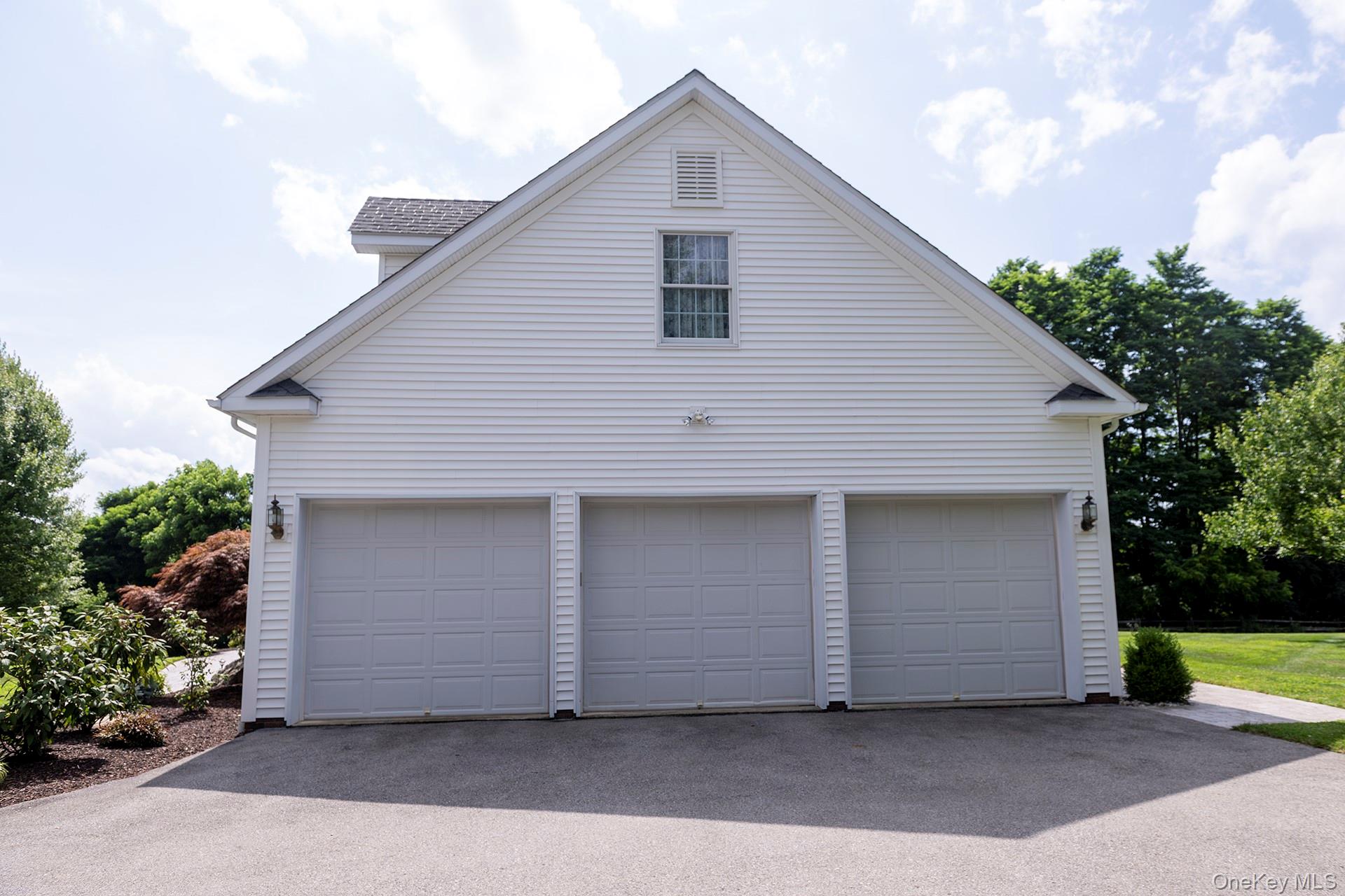 209 Route 343, Millbrook, NY 12545