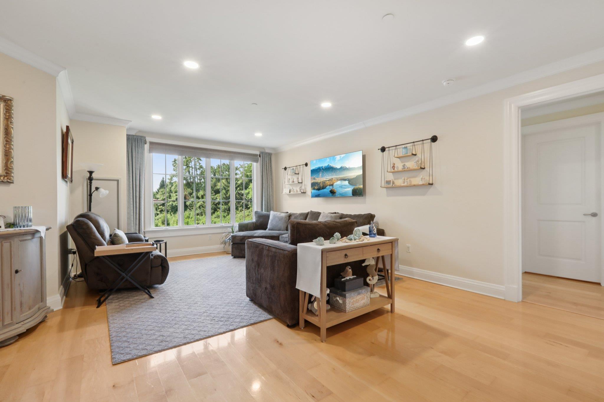 514 Trump Park, Shrub Oak, NY 10588