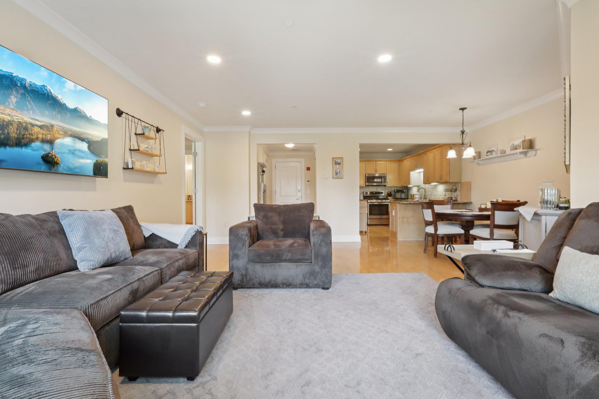 514 Trump Park, Shrub Oak, NY 10588