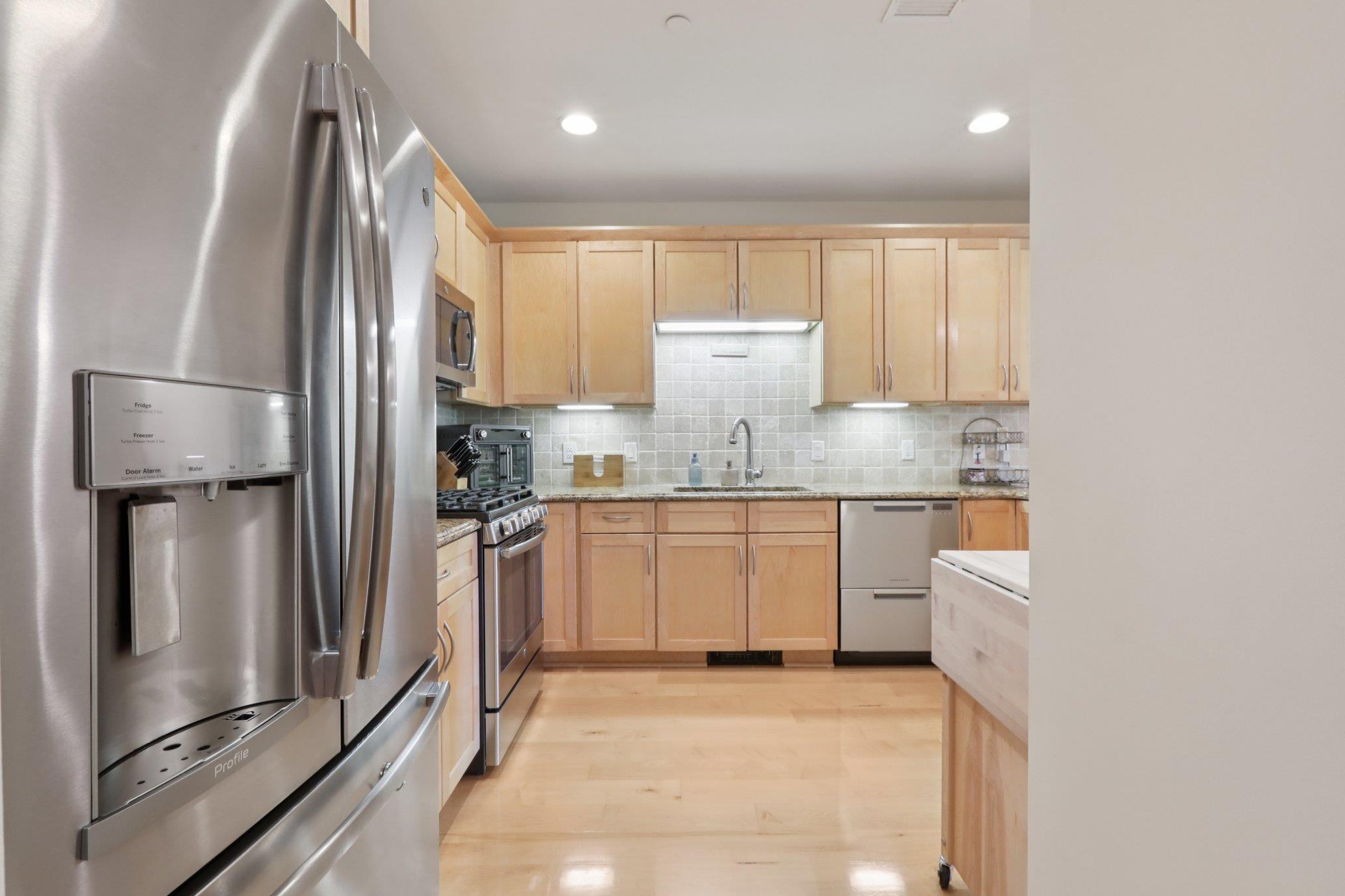 514 Trump Park, Shrub Oak, NY 10588