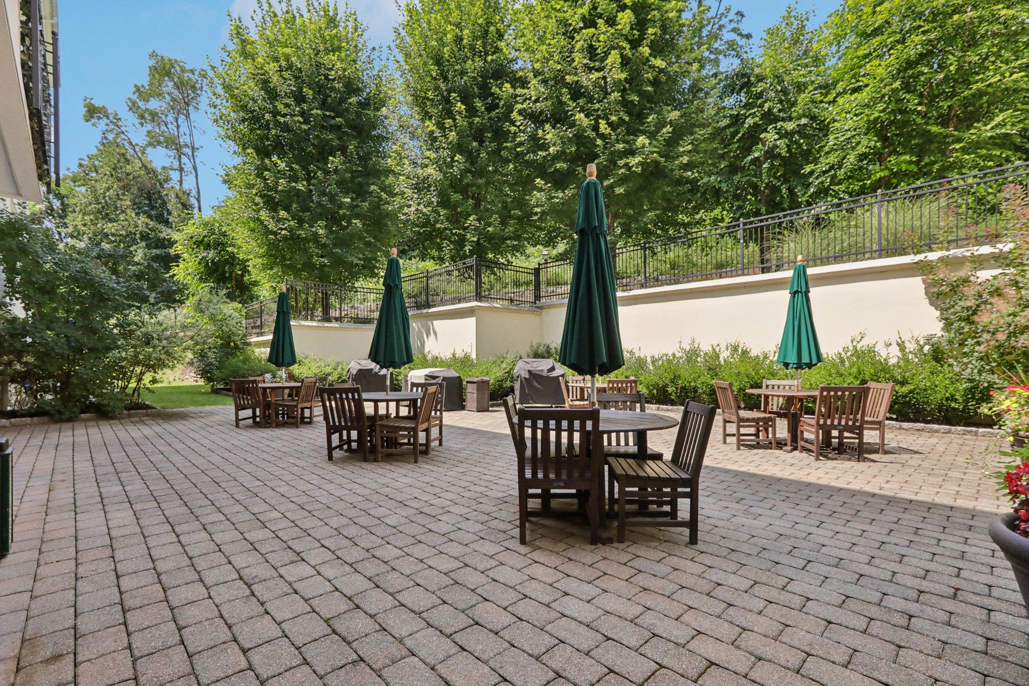 514 Trump Park, Shrub Oak, NY 10588