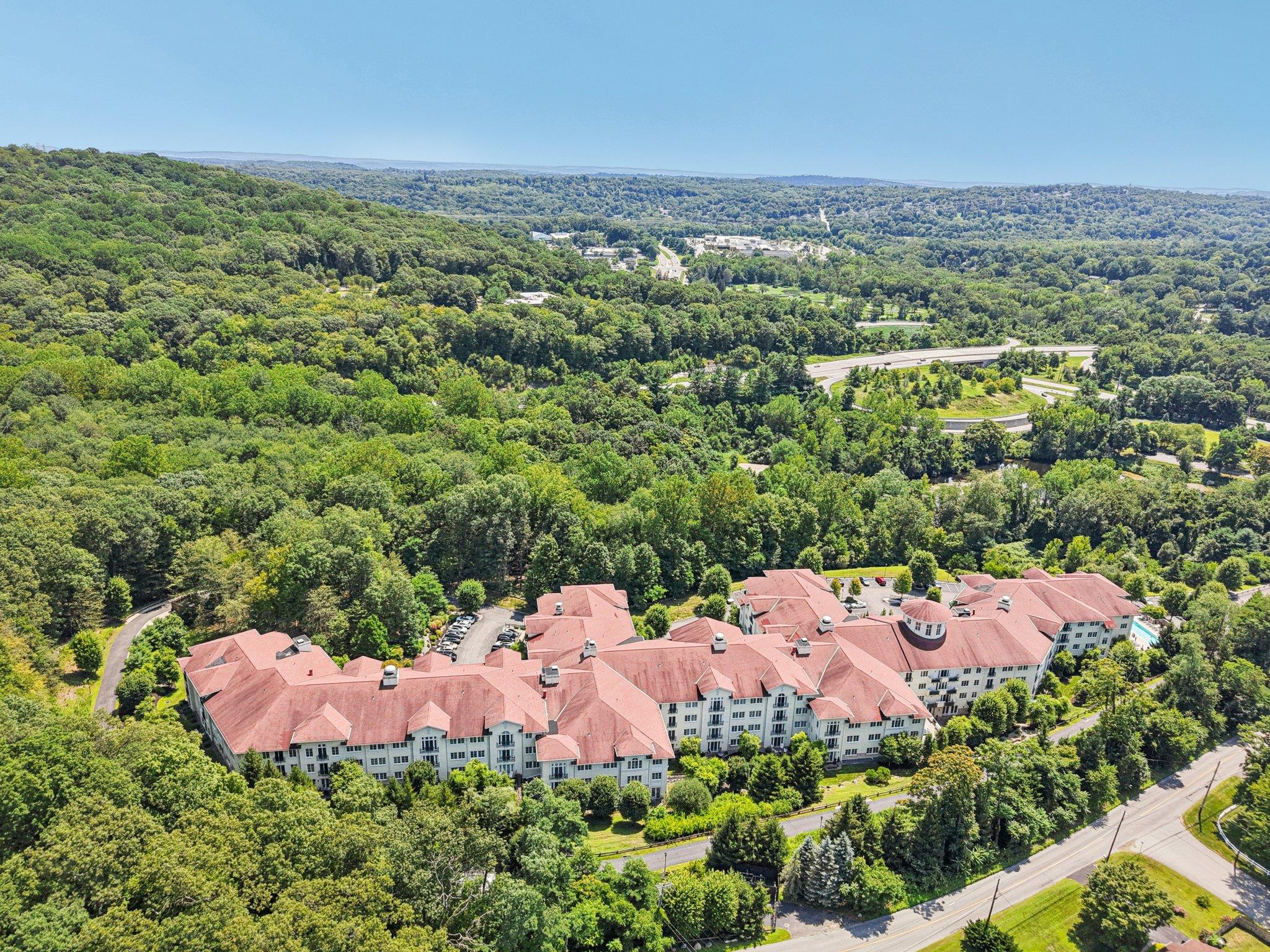 514 Trump Park, Shrub Oak, NY 10588