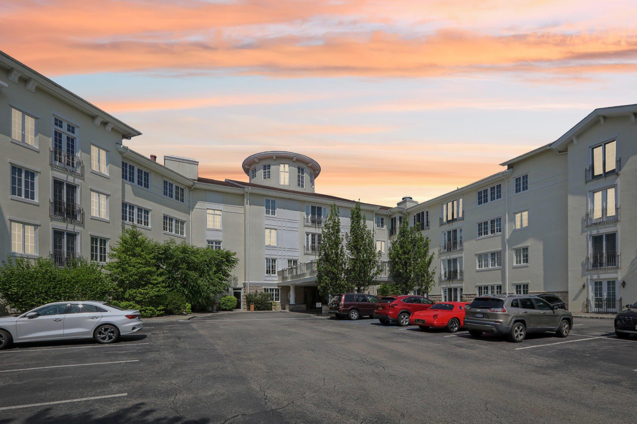 514 Trump Park, Shrub Oak, NY 10588