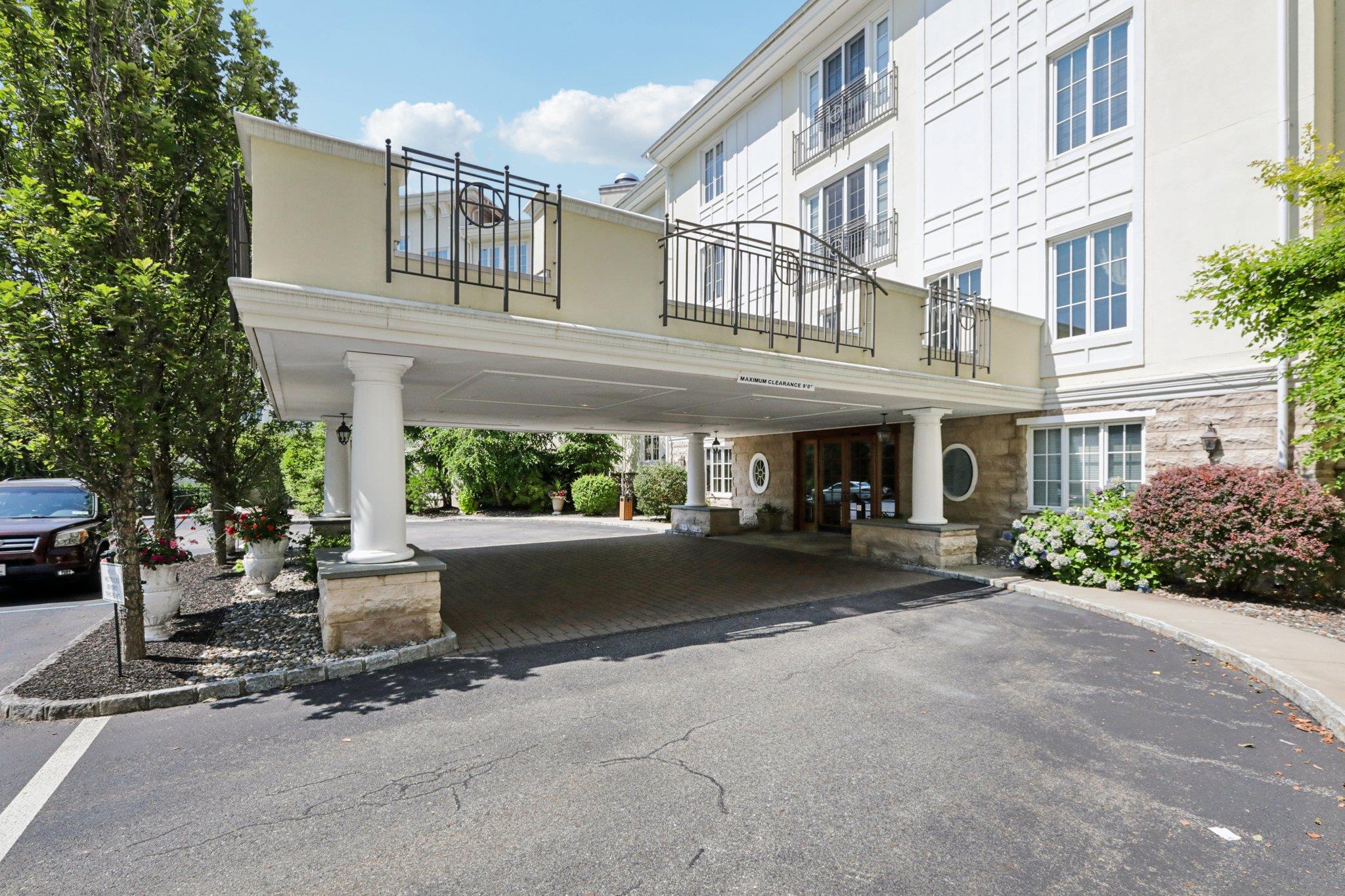 514 Trump Park, Shrub Oak, NY 10588