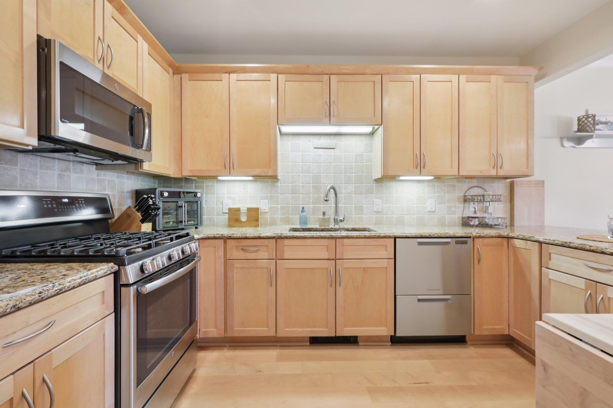 514 Trump Park, Shrub Oak, NY 10588