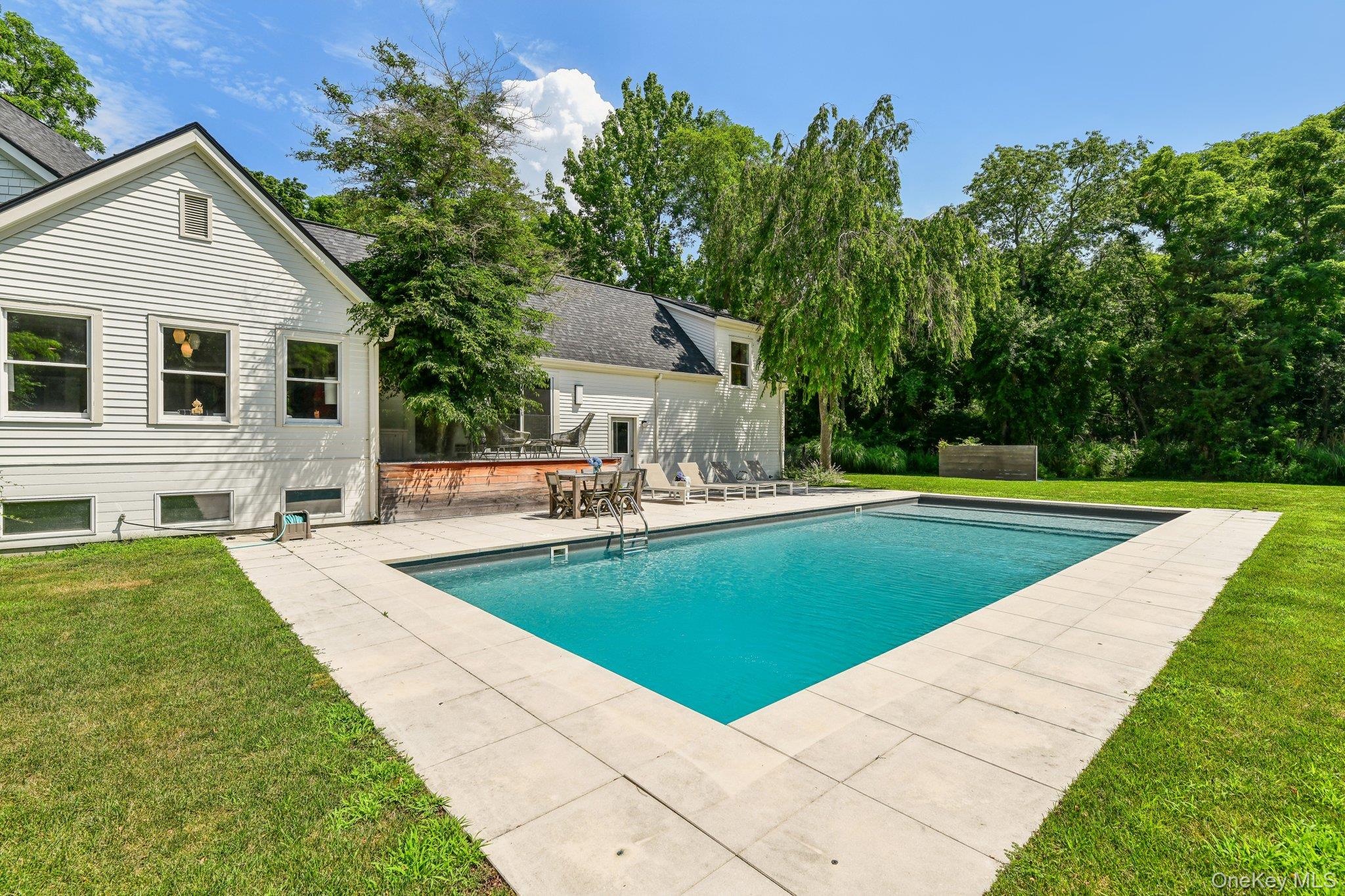 17 Oak Meadow Lane, Bellport Village, NY 11713