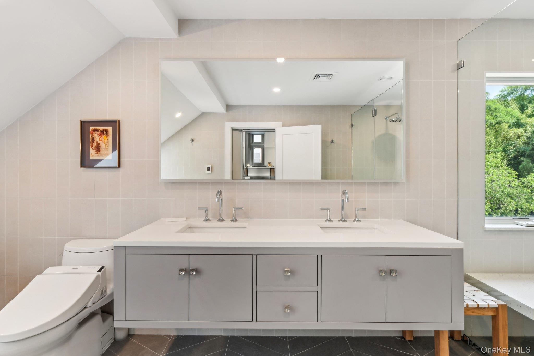 17 Oak Meadow Lane, Bellport Village, NY 11713