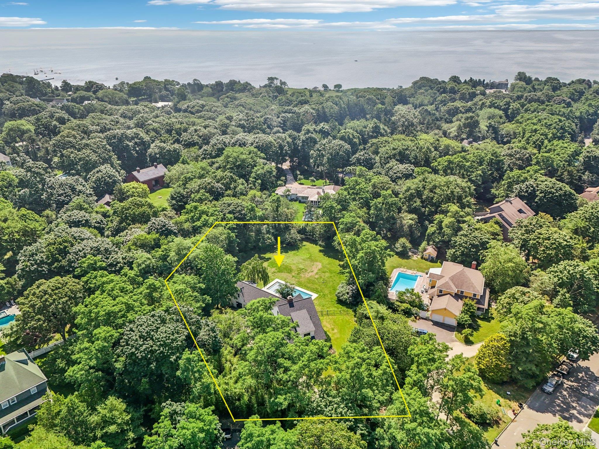 17 Oak Meadow Lane, Bellport Village, NY 11713