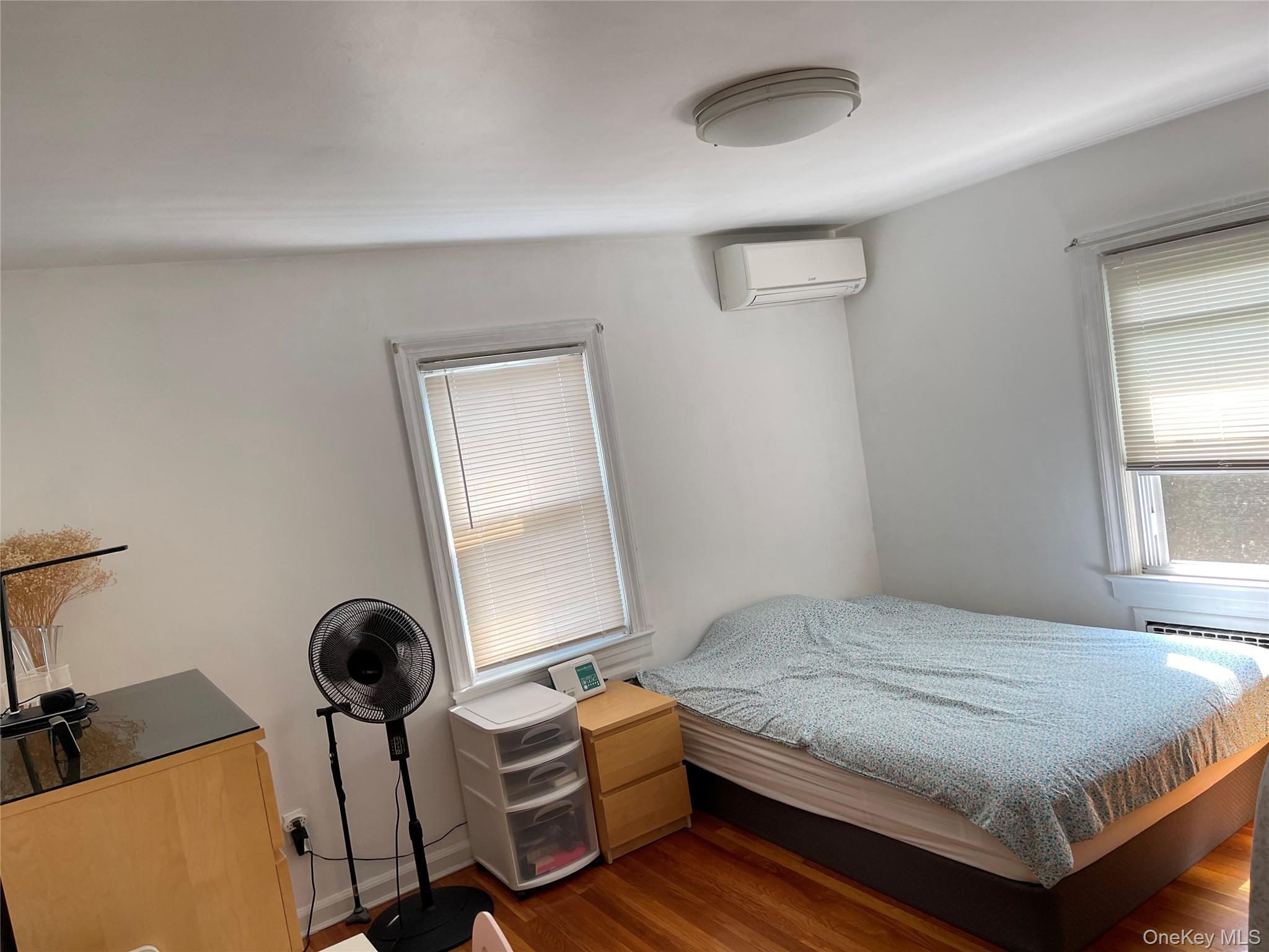 1306 6th Avenue, New Hyde Park, NY 11040