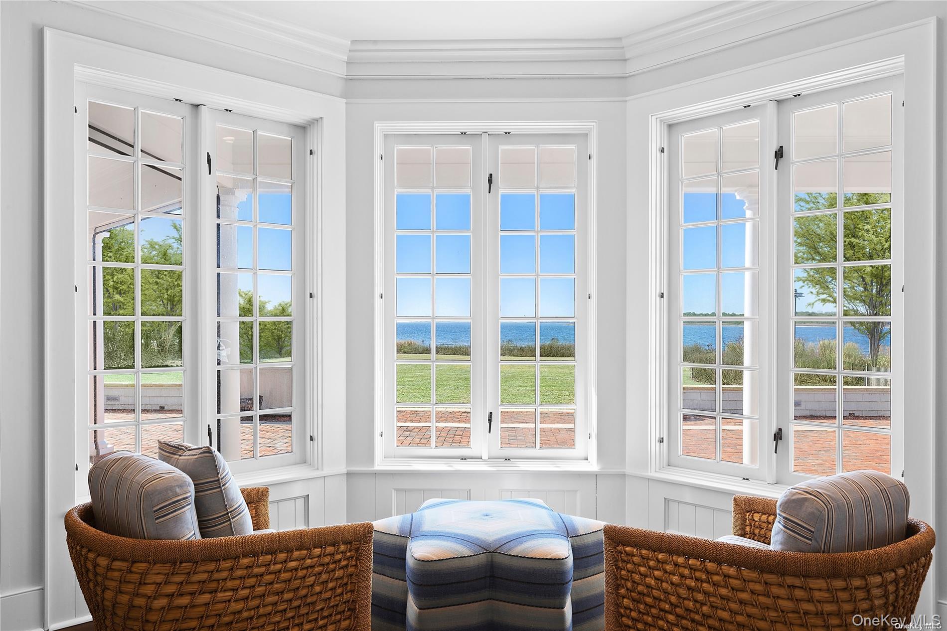 74 Cedar Lane W, Remsenburg, NY 11960