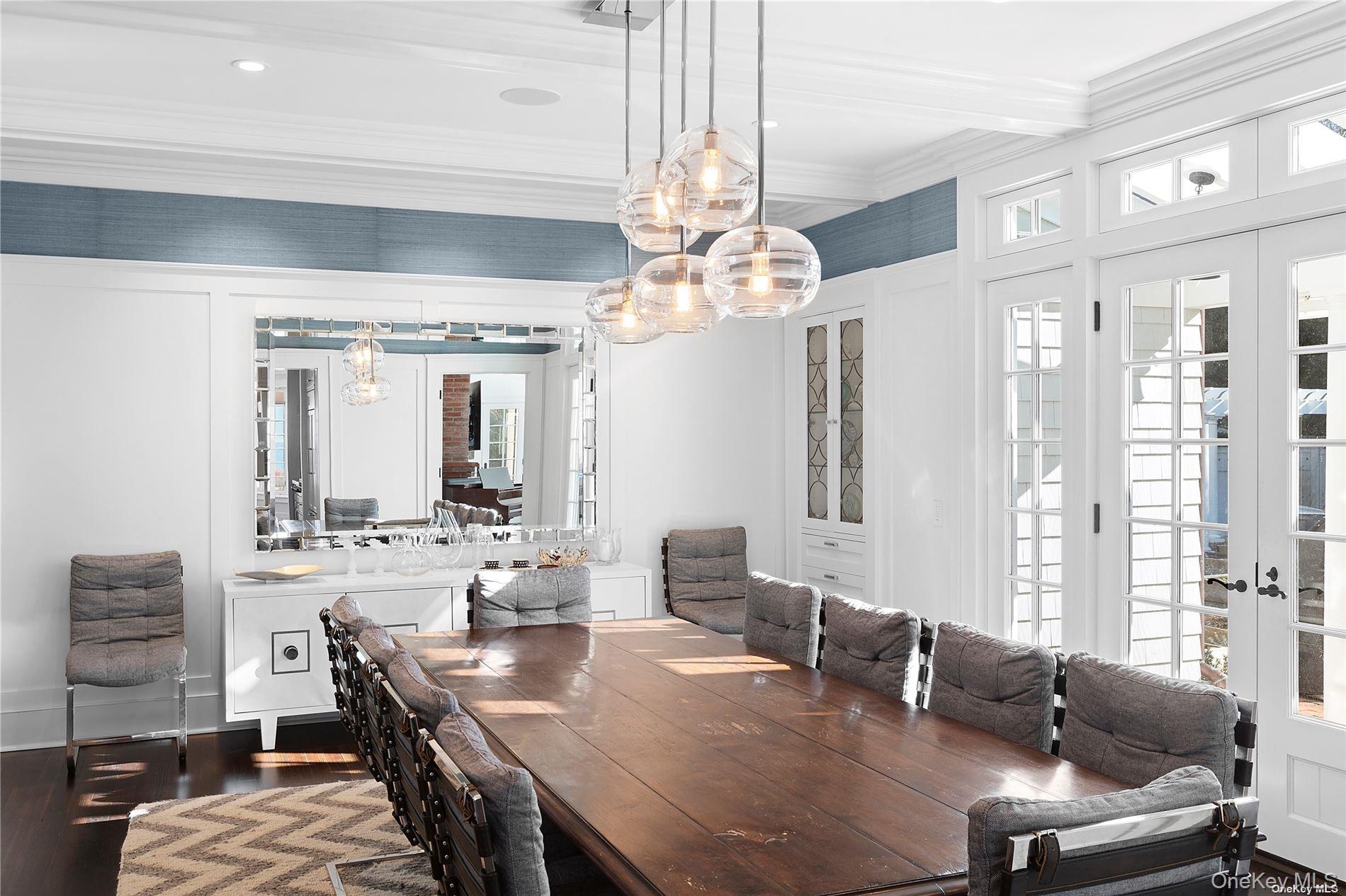 74 Cedar Lane W, Remsenburg, NY 11960