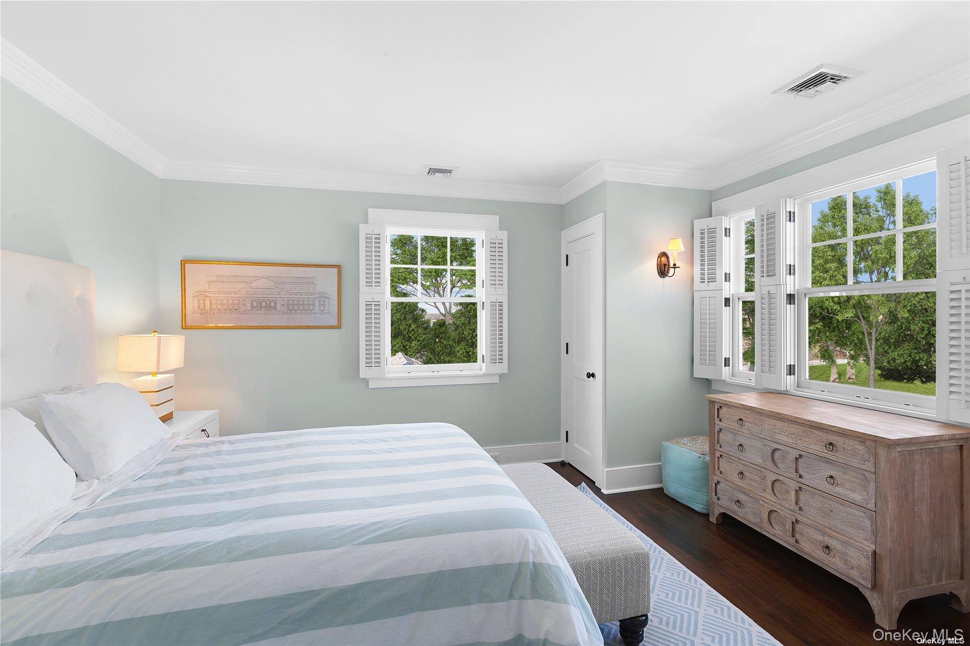 74 Cedar Lane W, Remsenburg, NY 11960