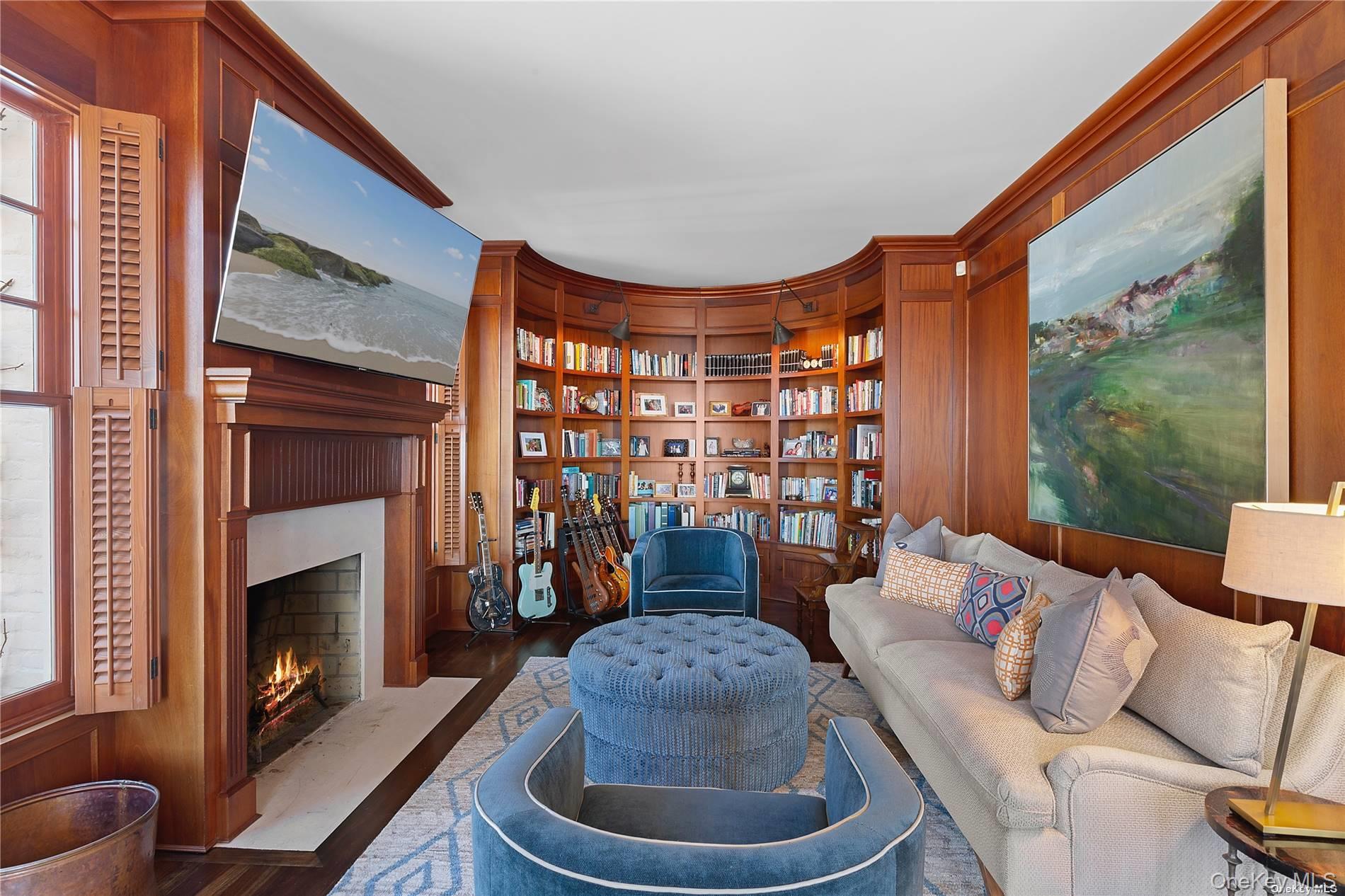 74 Cedar Lane W, Remsenburg, NY 11960