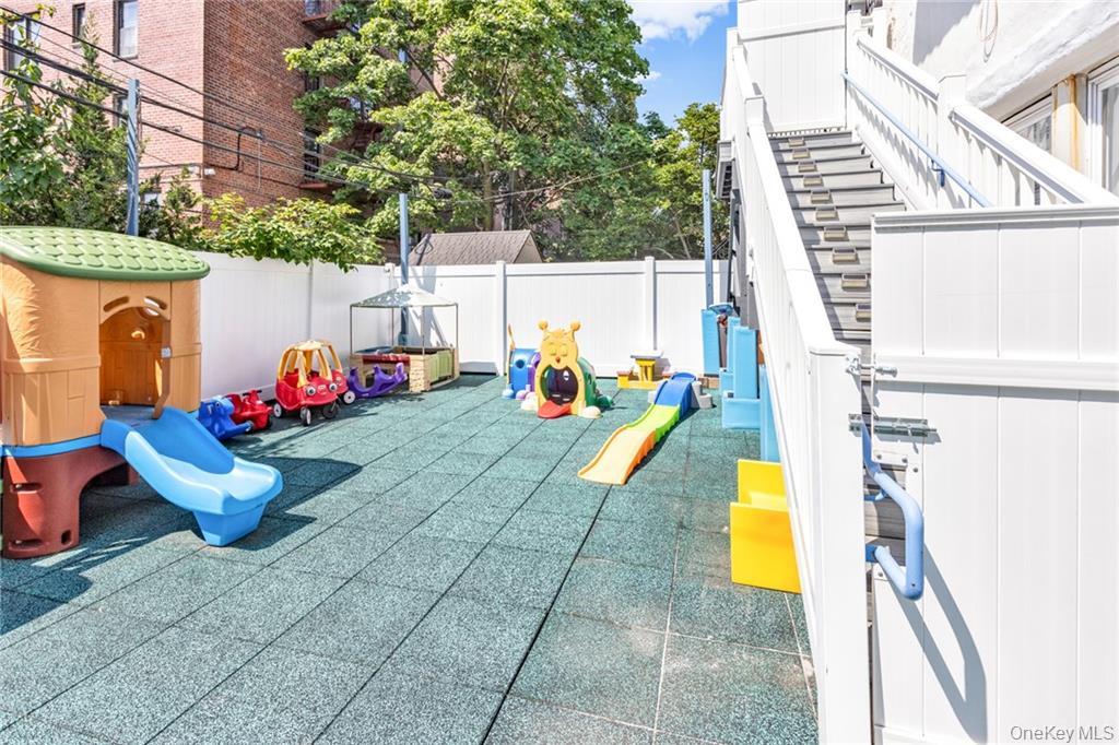 726 Manor Court, Brooklyn, NY 11235