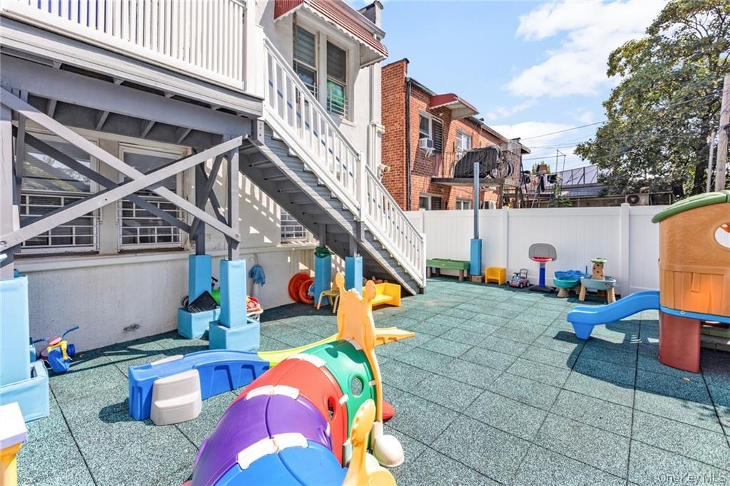 726 Manor Court, Brooklyn, NY 11235