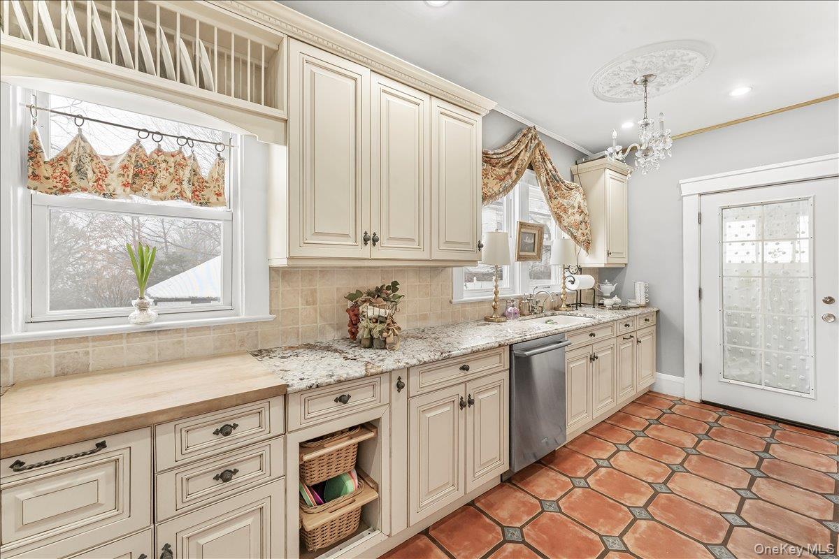 375 Park Avenue, Yonkers, NY 10703