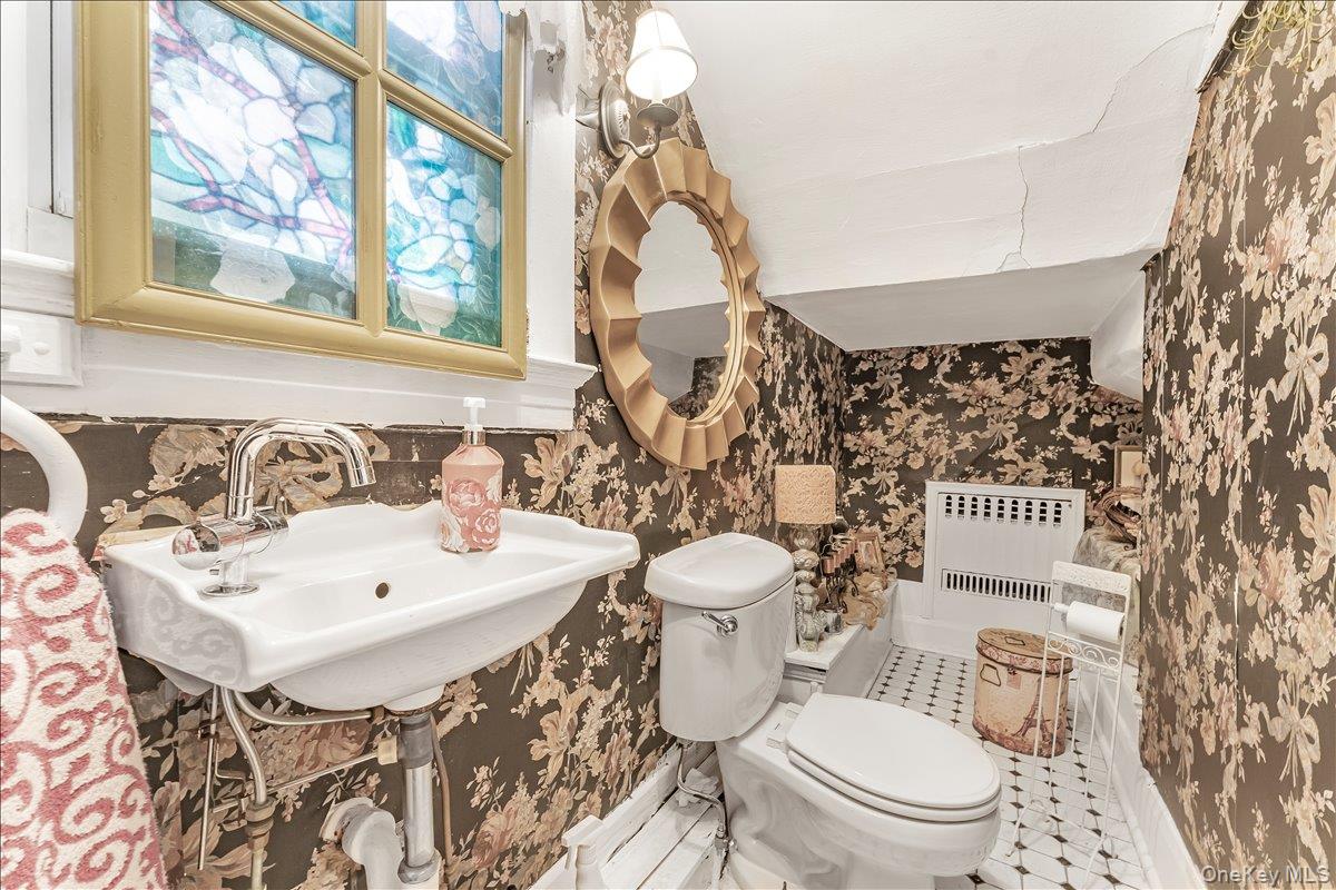 375 Park Avenue, Yonkers, NY 10703