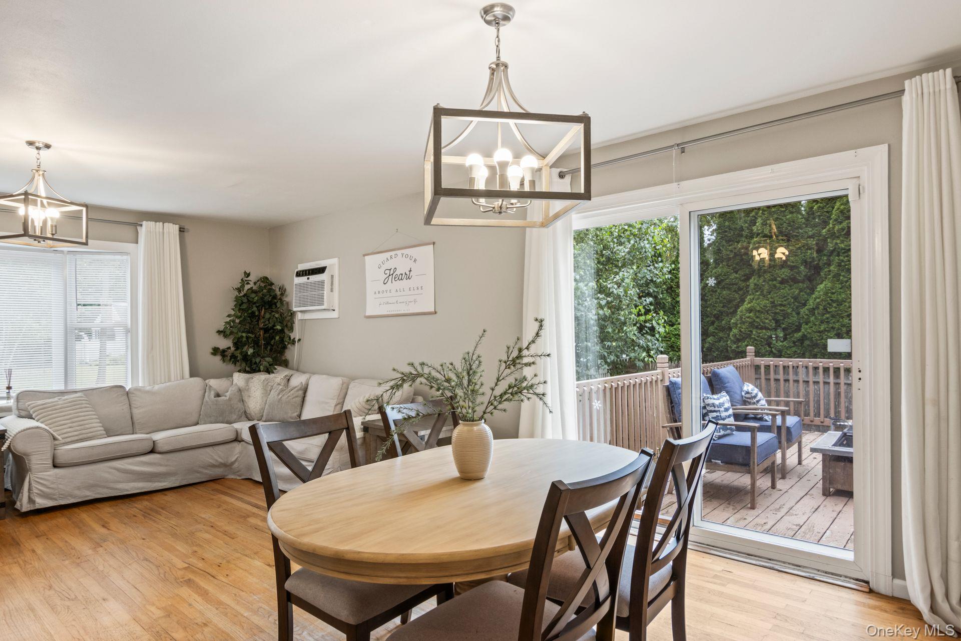 21 Fox Lane, Shoreham, NY 11786