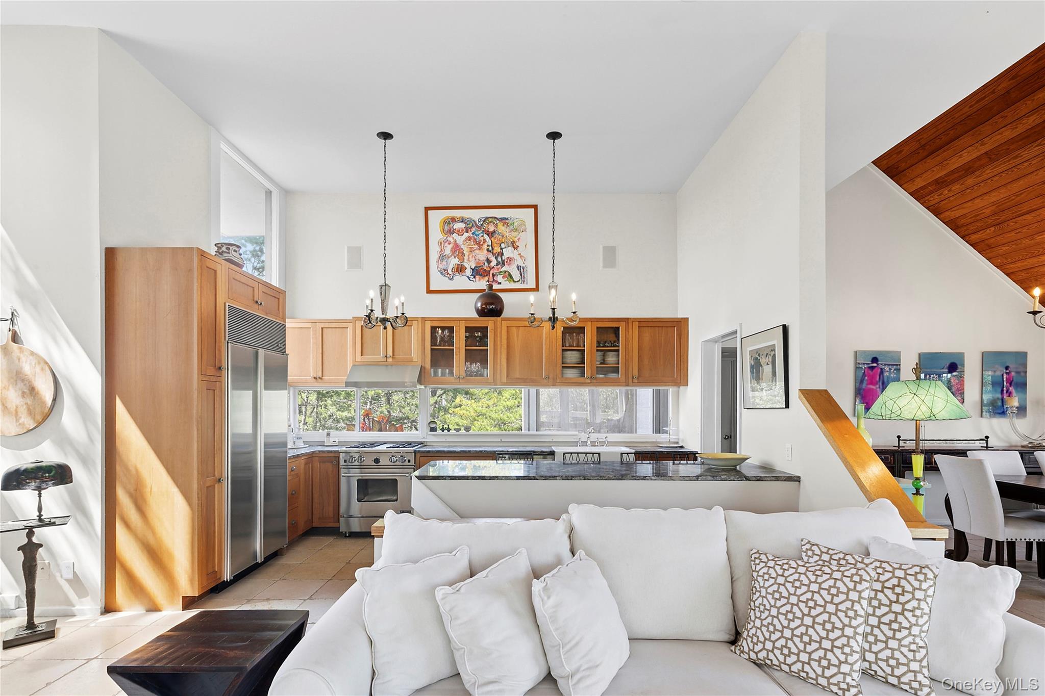 49 Gilberts Path, Amagansett, NY 11930