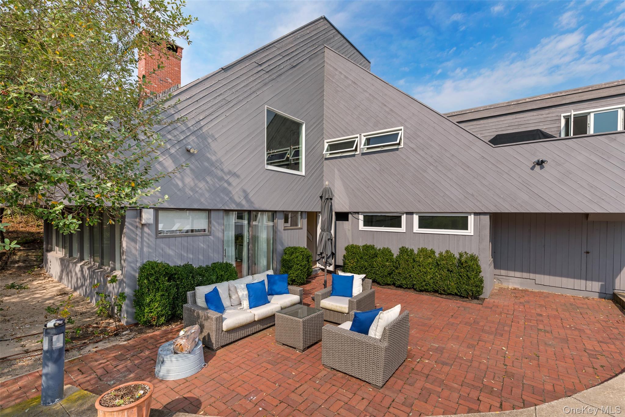 49 Gilberts Path, Amagansett, NY 11930