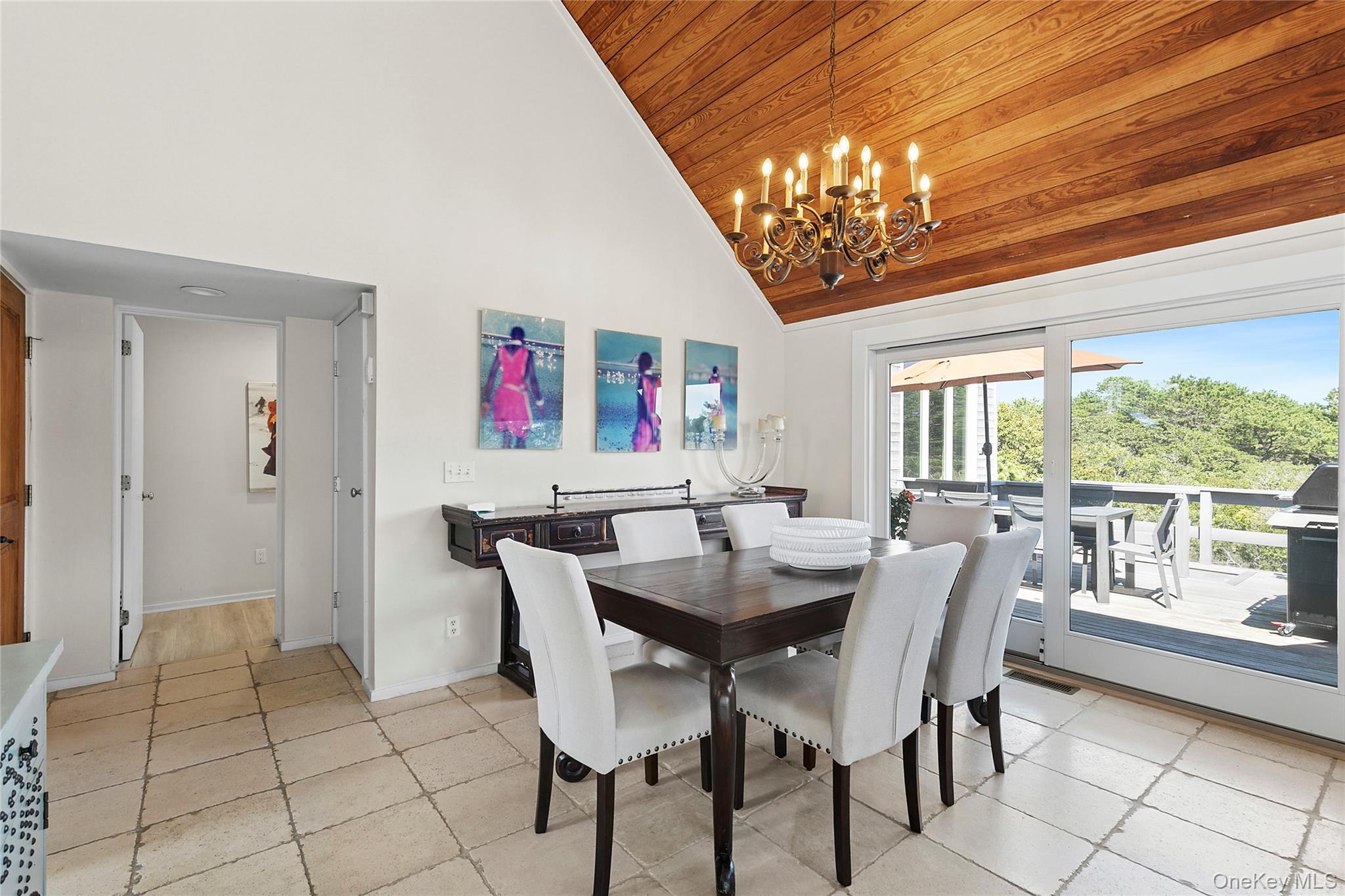 49 Gilberts Path, Amagansett, NY 11930