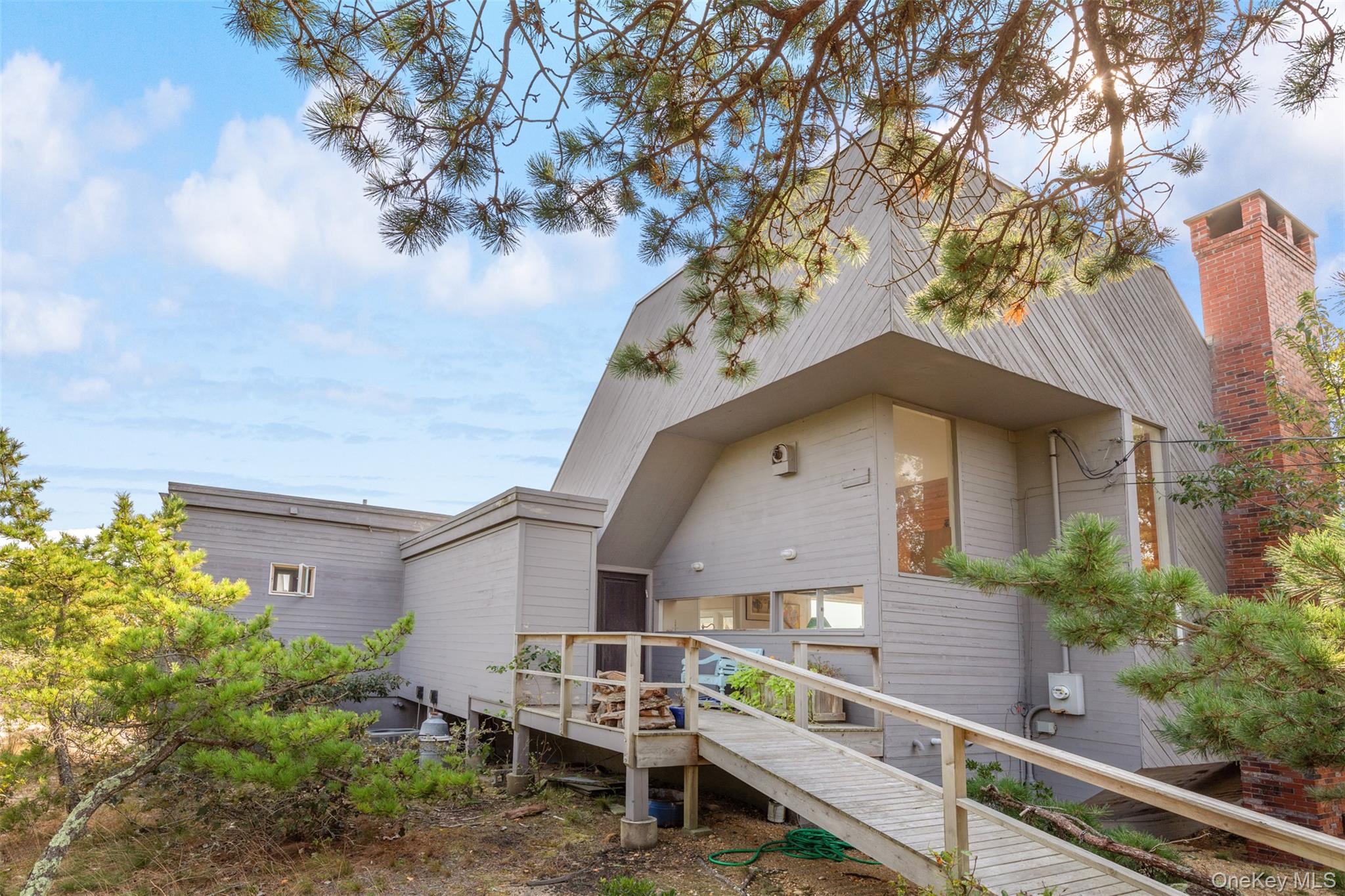 49 Gilberts Path, Amagansett, NY 11930