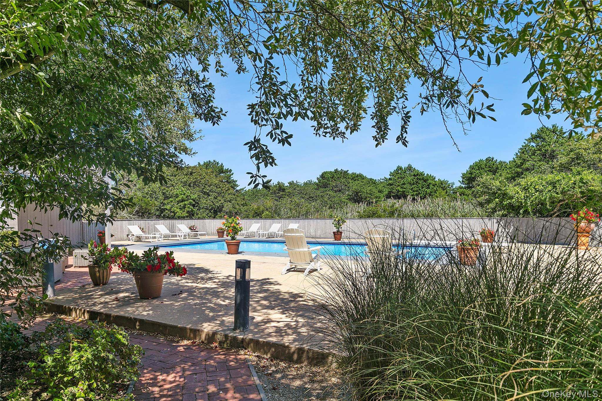 49 Gilberts Path, Amagansett, NY 11930