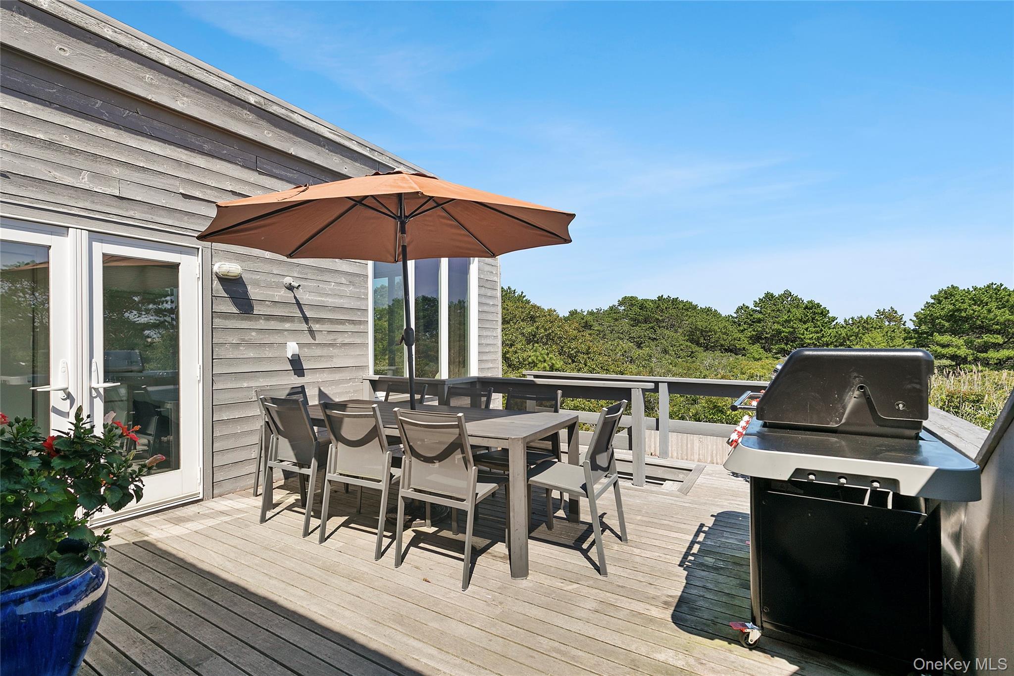 49 Gilberts Path, Amagansett, NY 11930