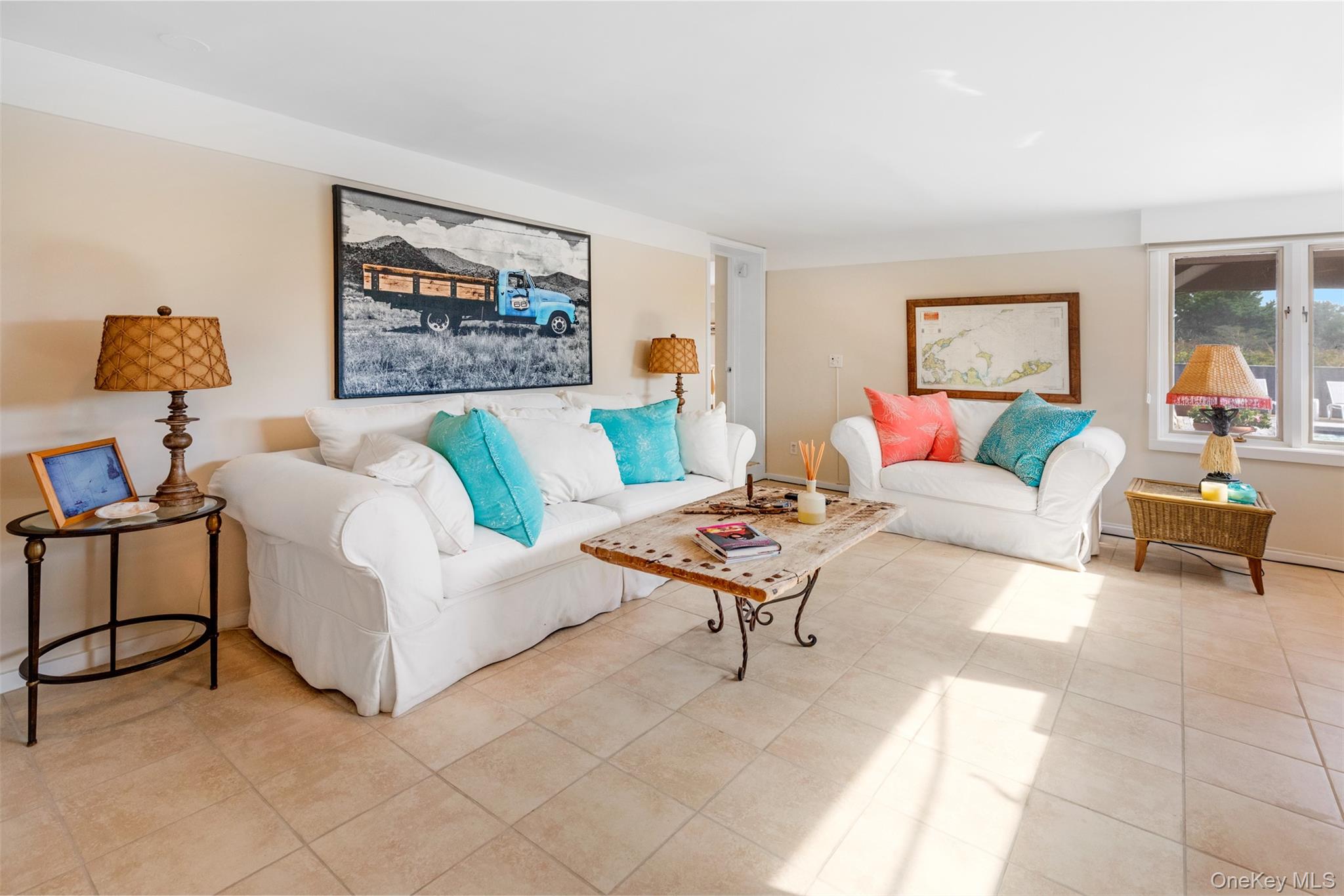 49 Gilberts Path, Amagansett, NY 11930