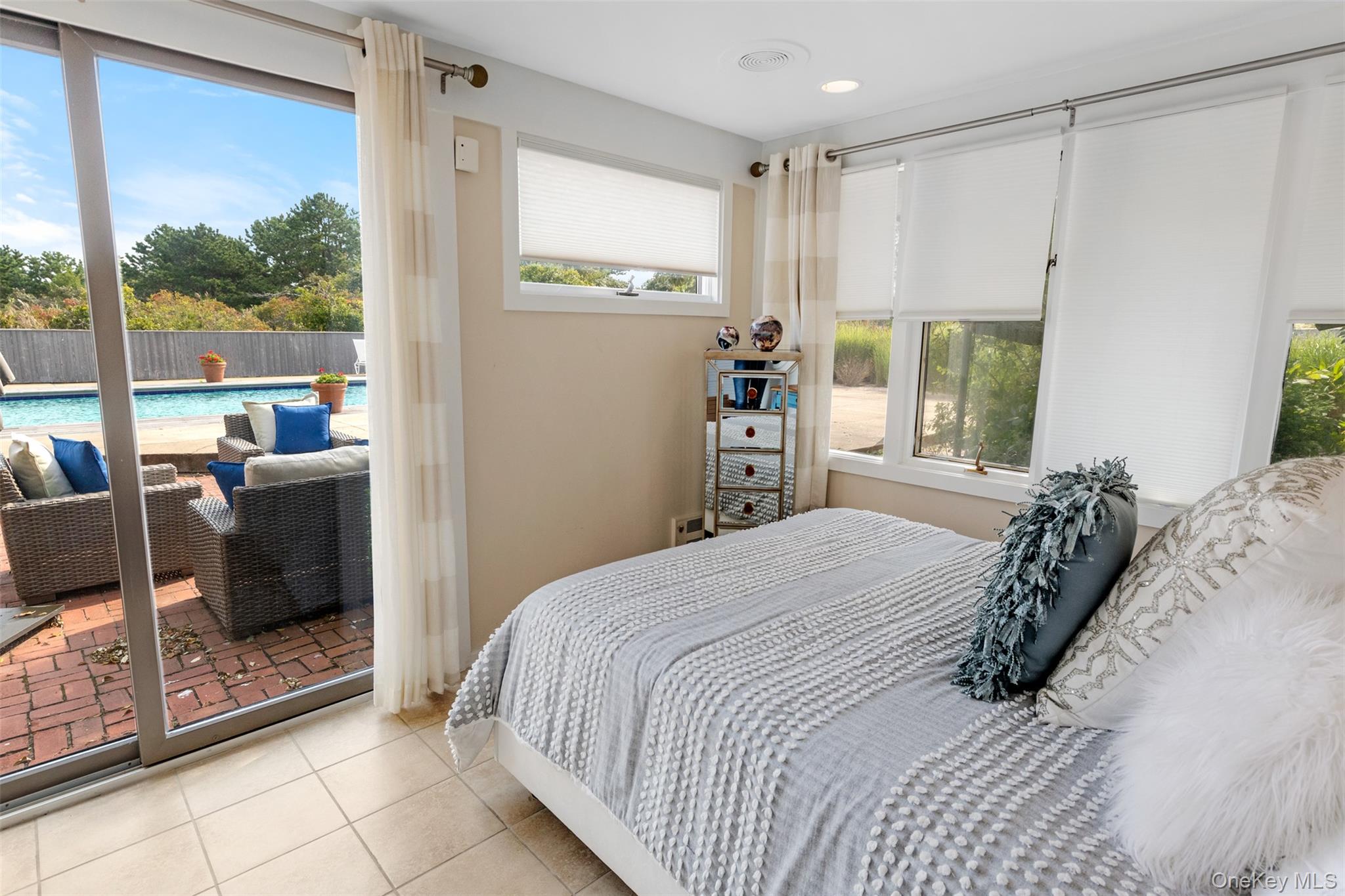 49 Gilberts Path, Amagansett, NY 11930