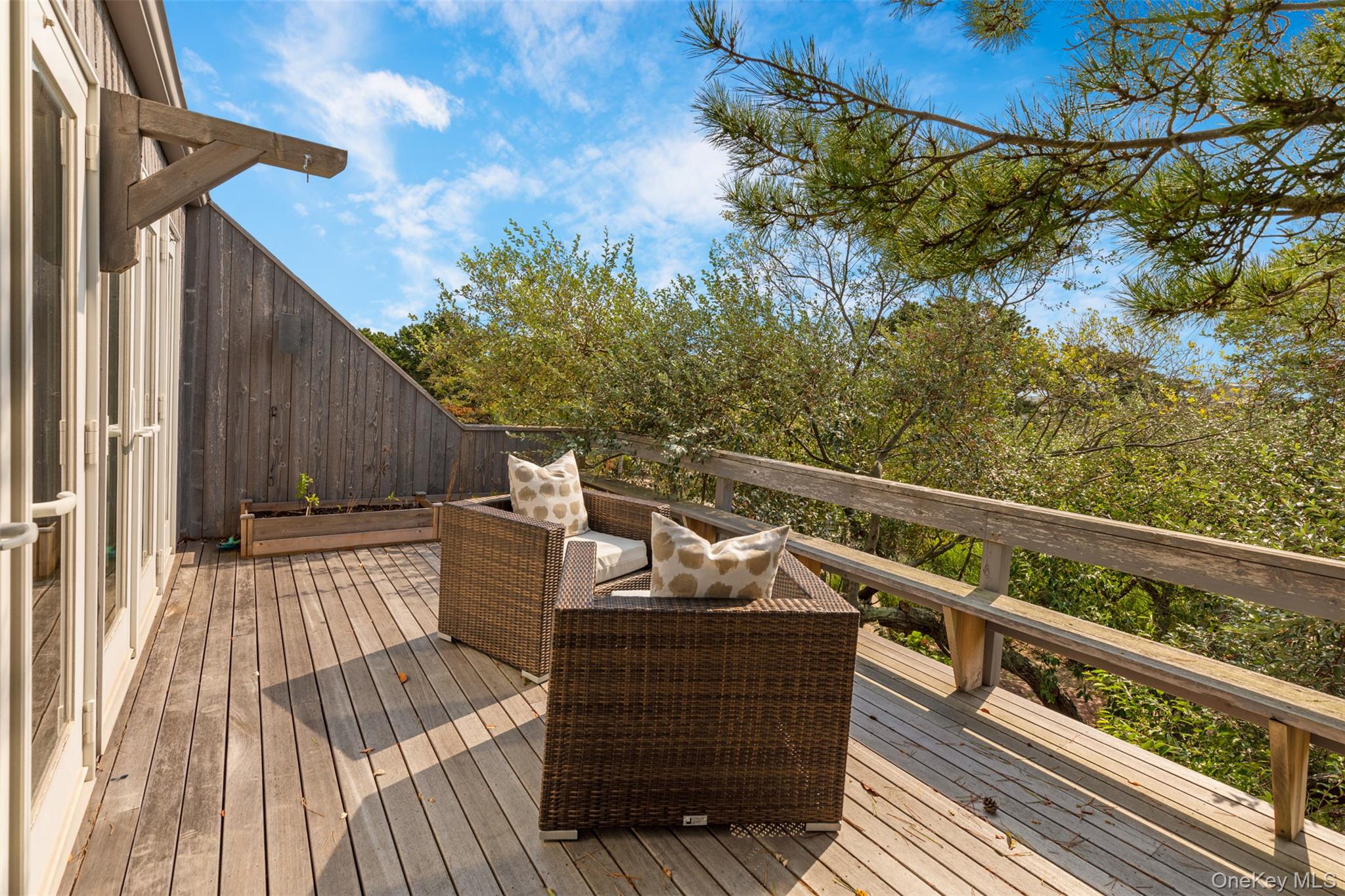 49 Gilberts Path, Amagansett, NY 11930