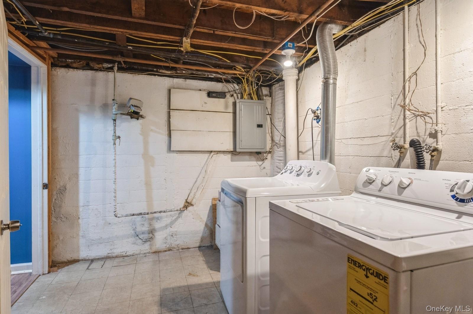 1472 Madison Street, Elmont, NY 11003