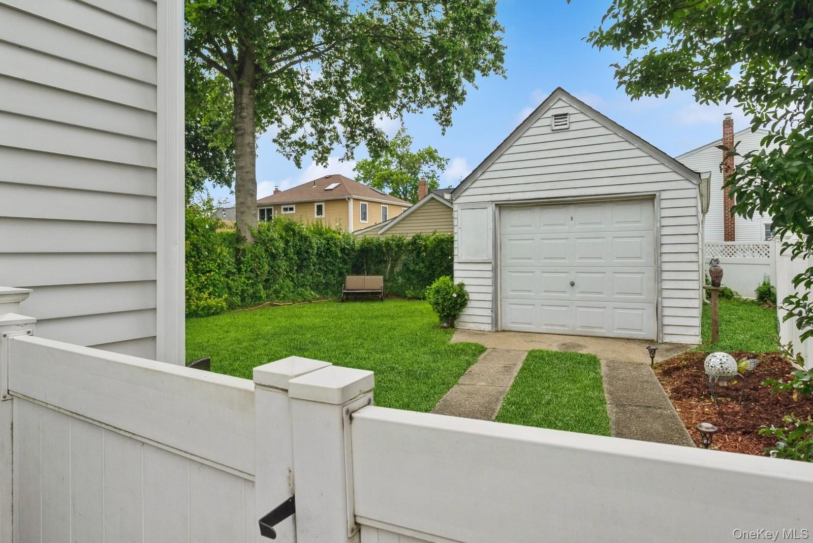 1472 Madison Street, Elmont, NY 11003