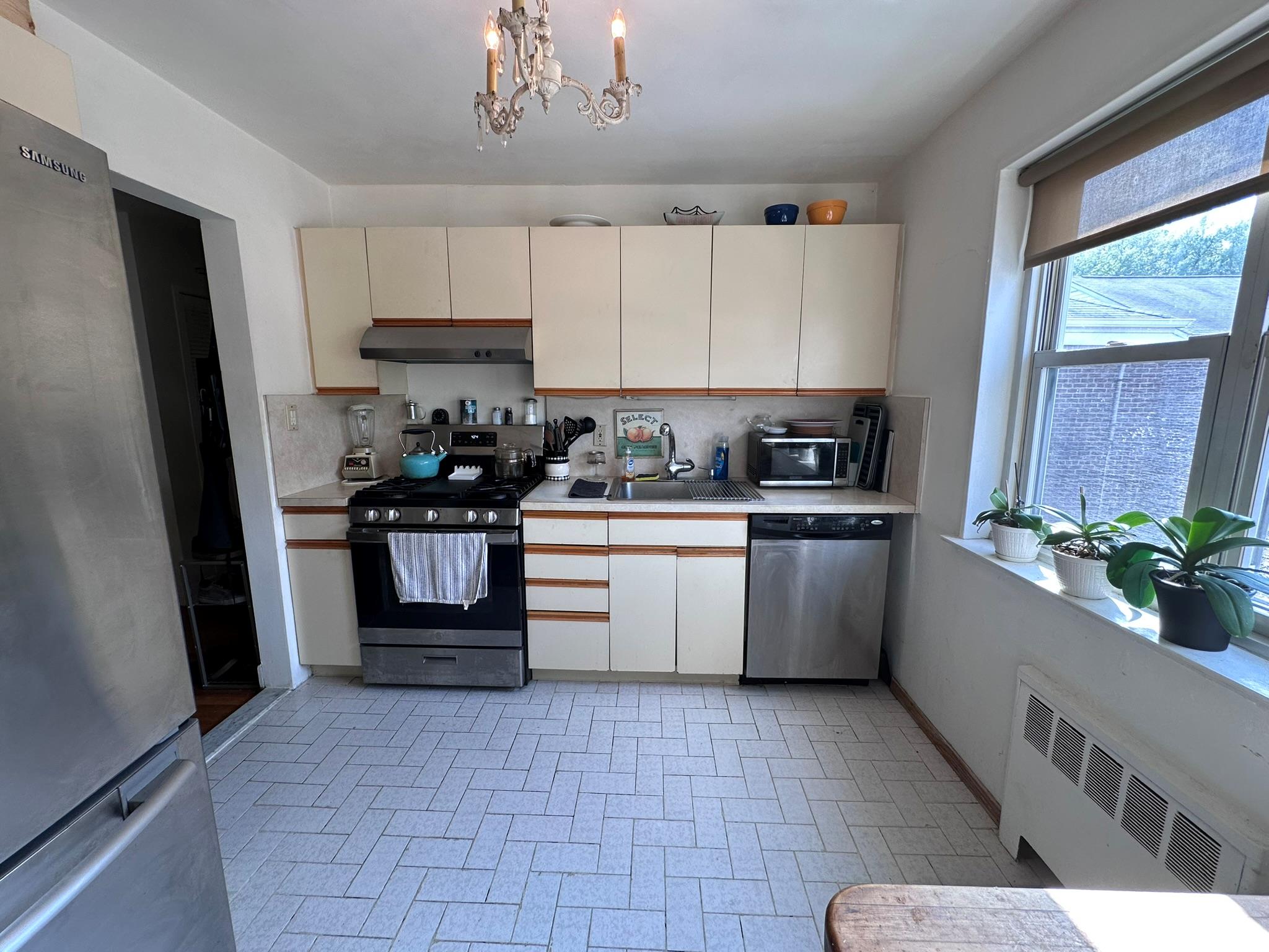 212-03 16 Avenue # 174, Bayside, NY 11360