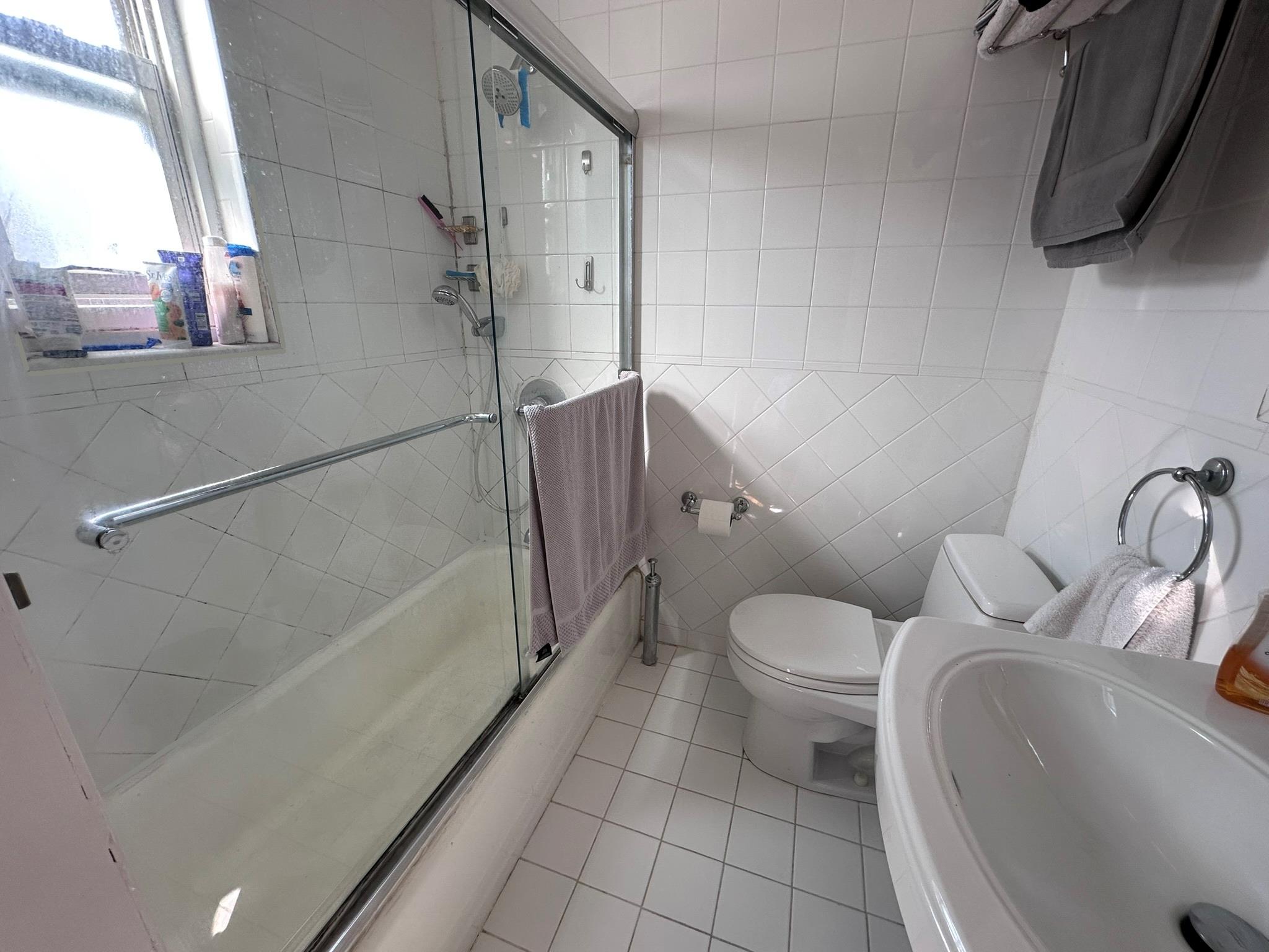 212-03 16 Avenue # 174, Bayside, NY 11360