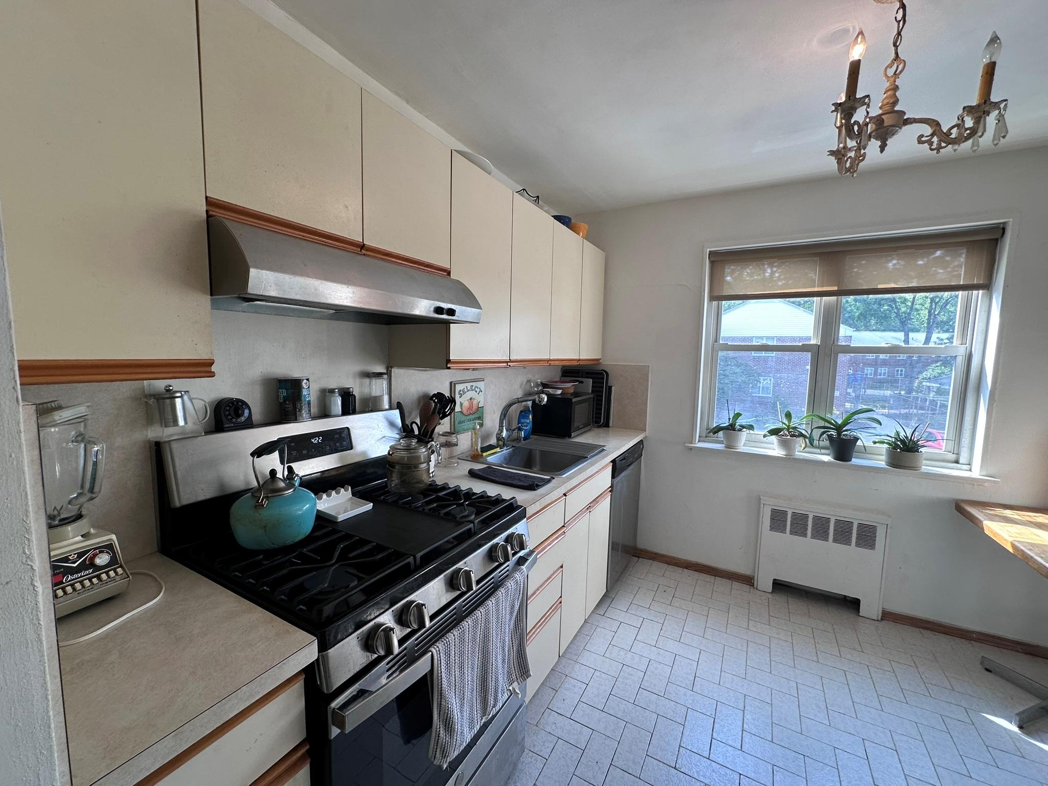 212-03 16 Avenue # 174, Bayside, NY 11360