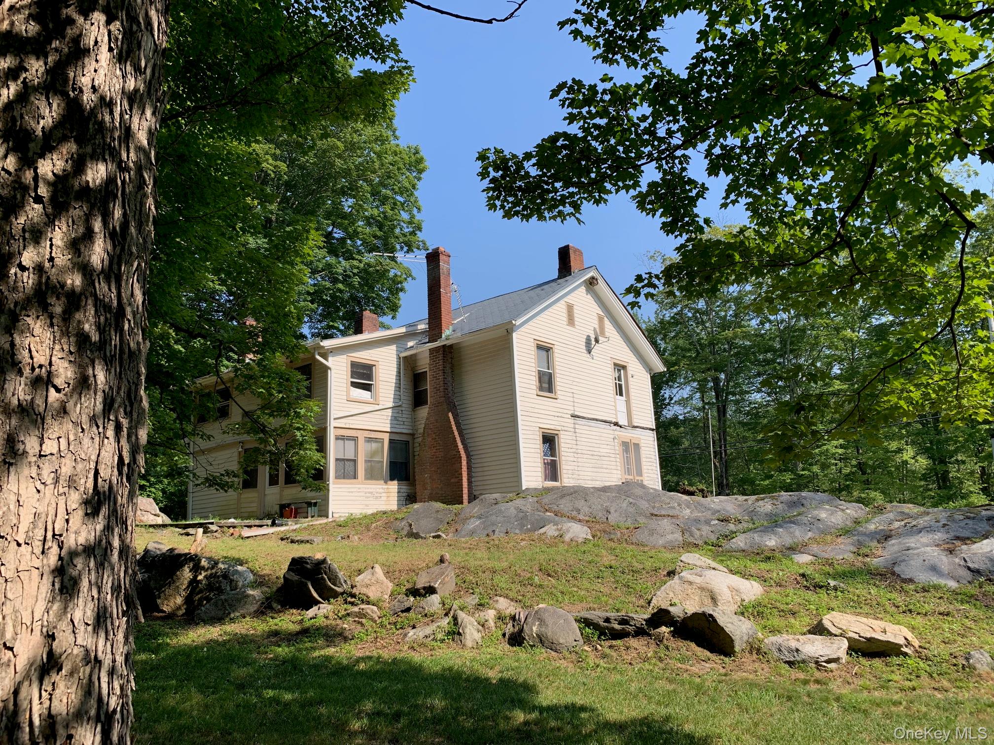 76 Oscawana Heights Road, Putnam Valley, NY 10579