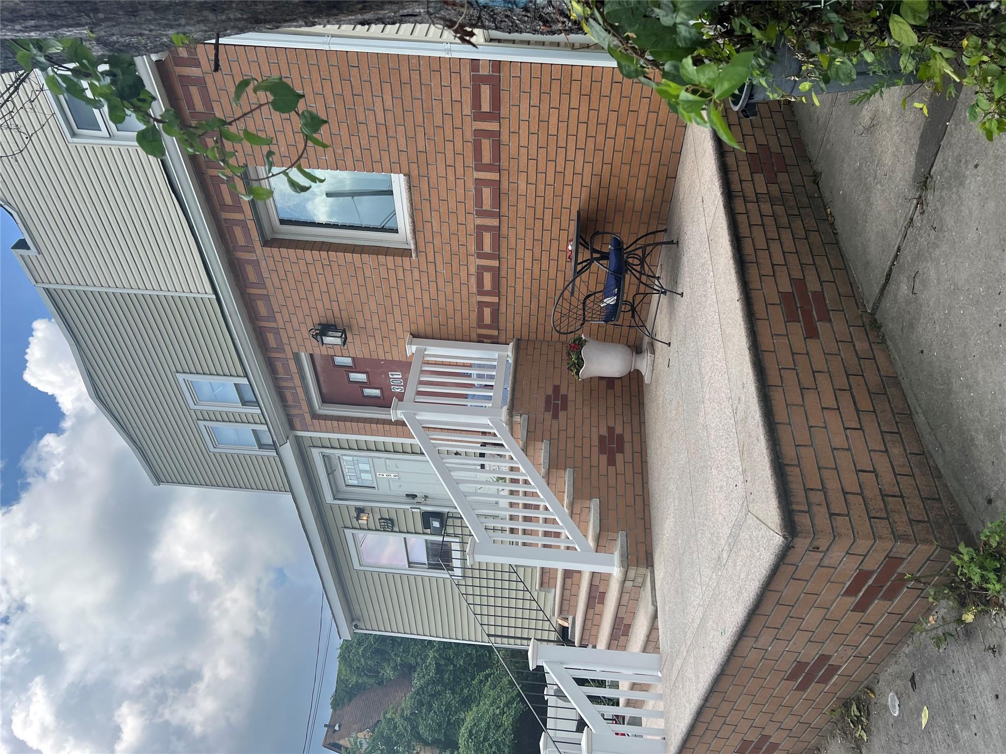 301 Beach 15 Street, Far Rockaway, NY 11691