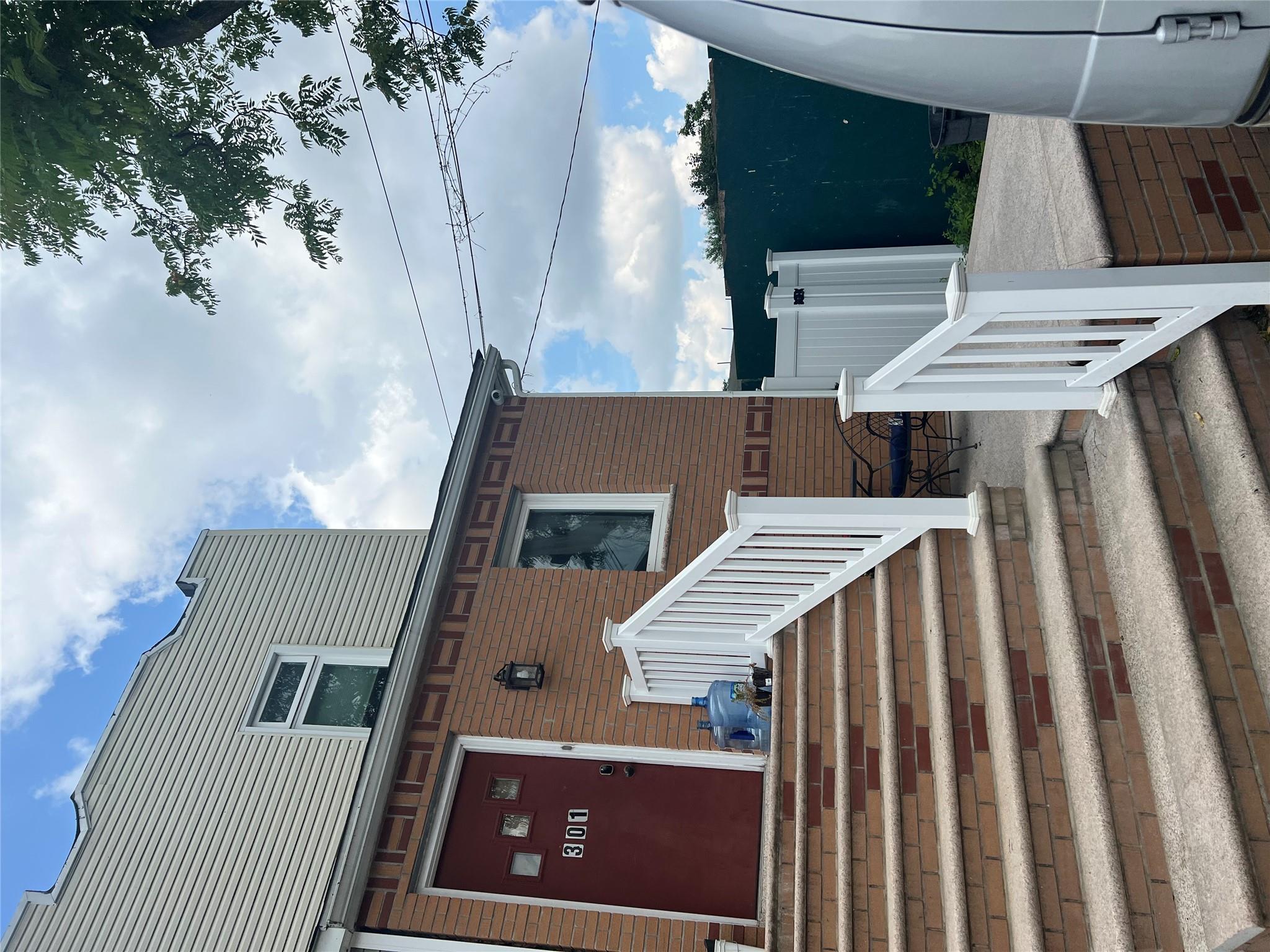 301 Beach 15 Street, Far Rockaway, NY 11691